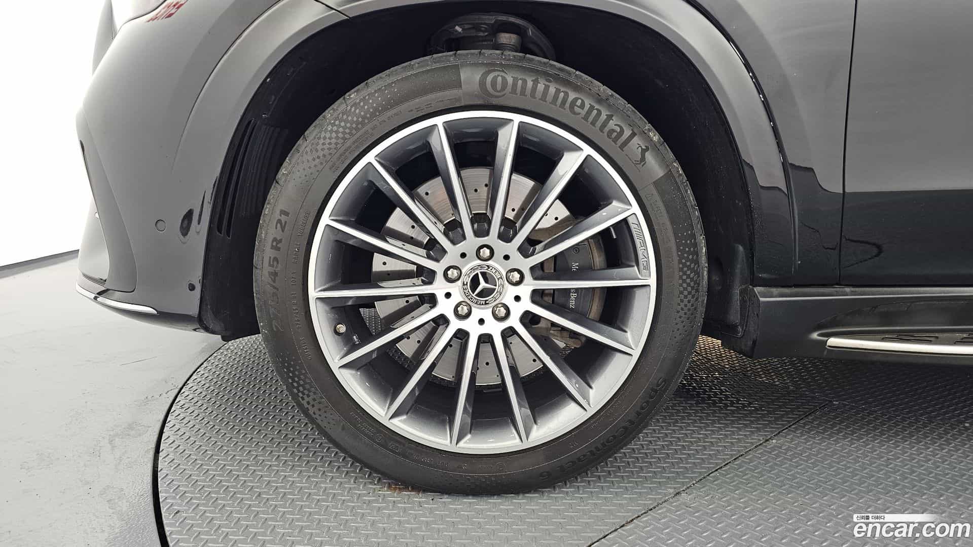 GLE-Class Mercedes-Benz 2023.10-OUTER-005