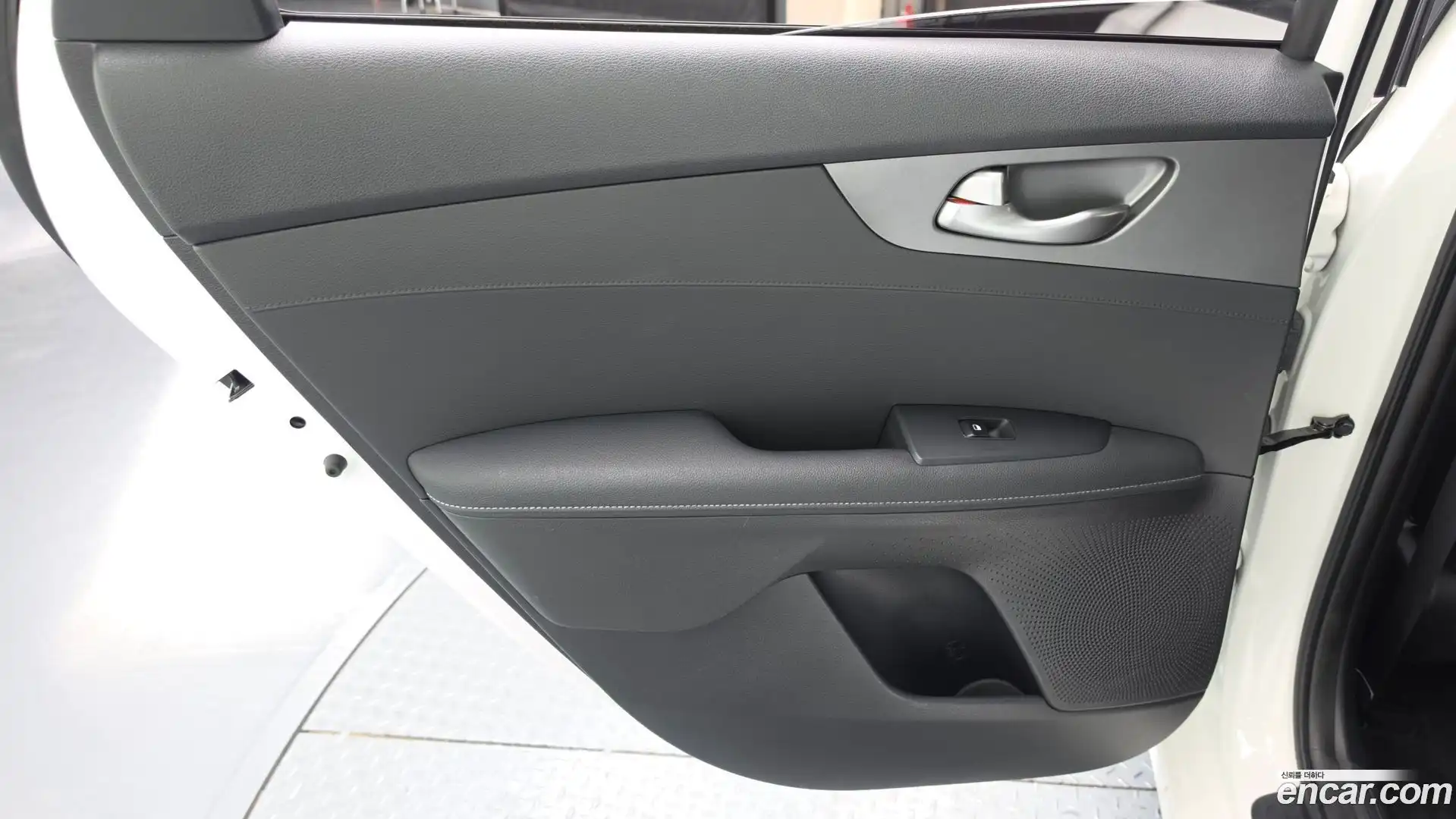 K3 Kia 2019.5-INNER-035