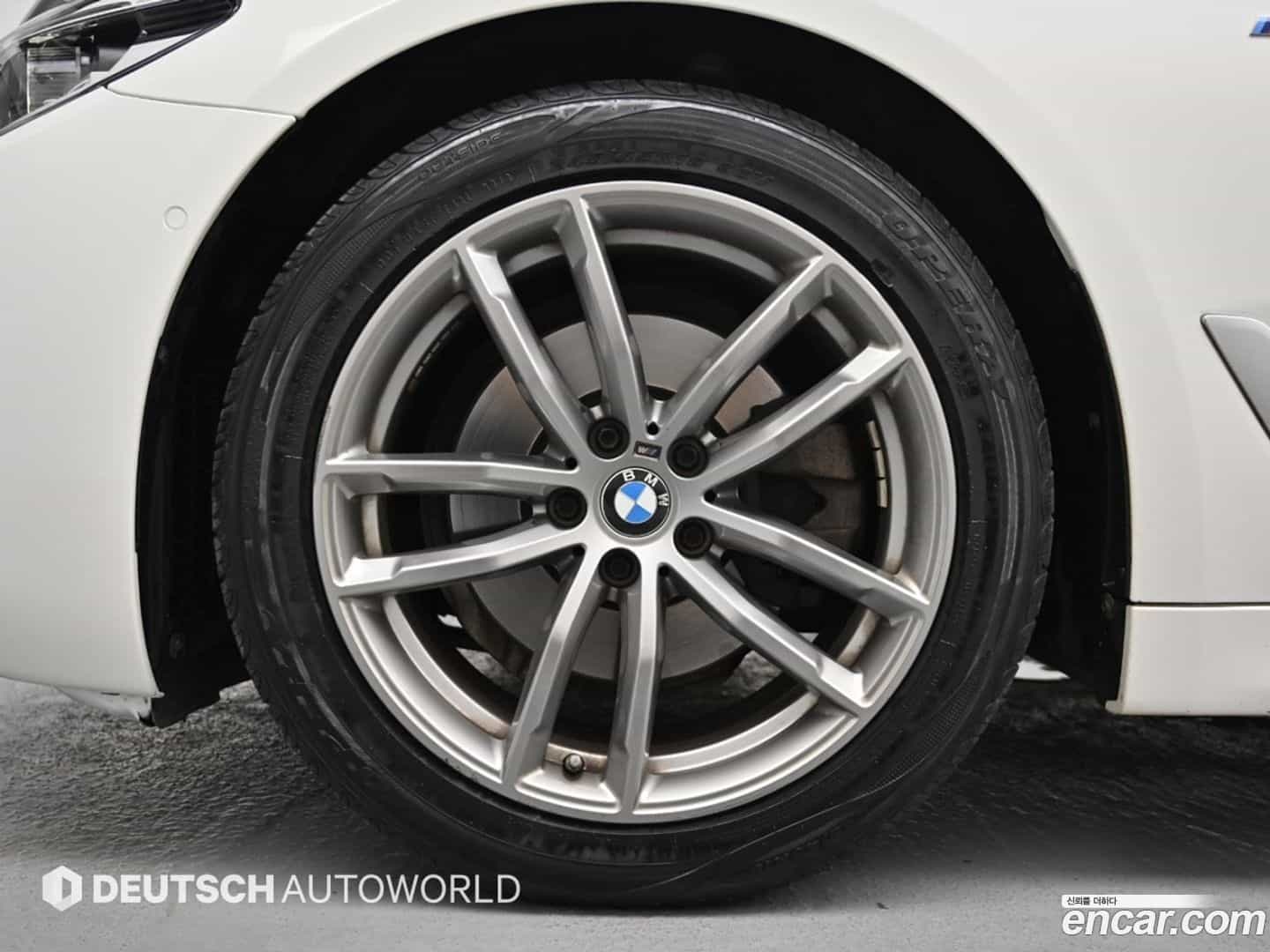 5-Series BMW 2019.10-OUTER-005