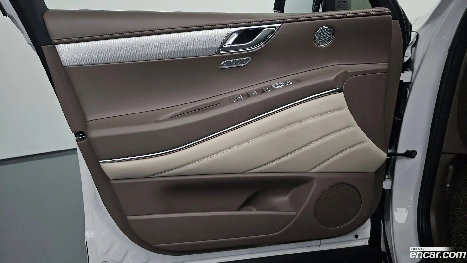 GV80 Genesis 2022.11-INNER-034