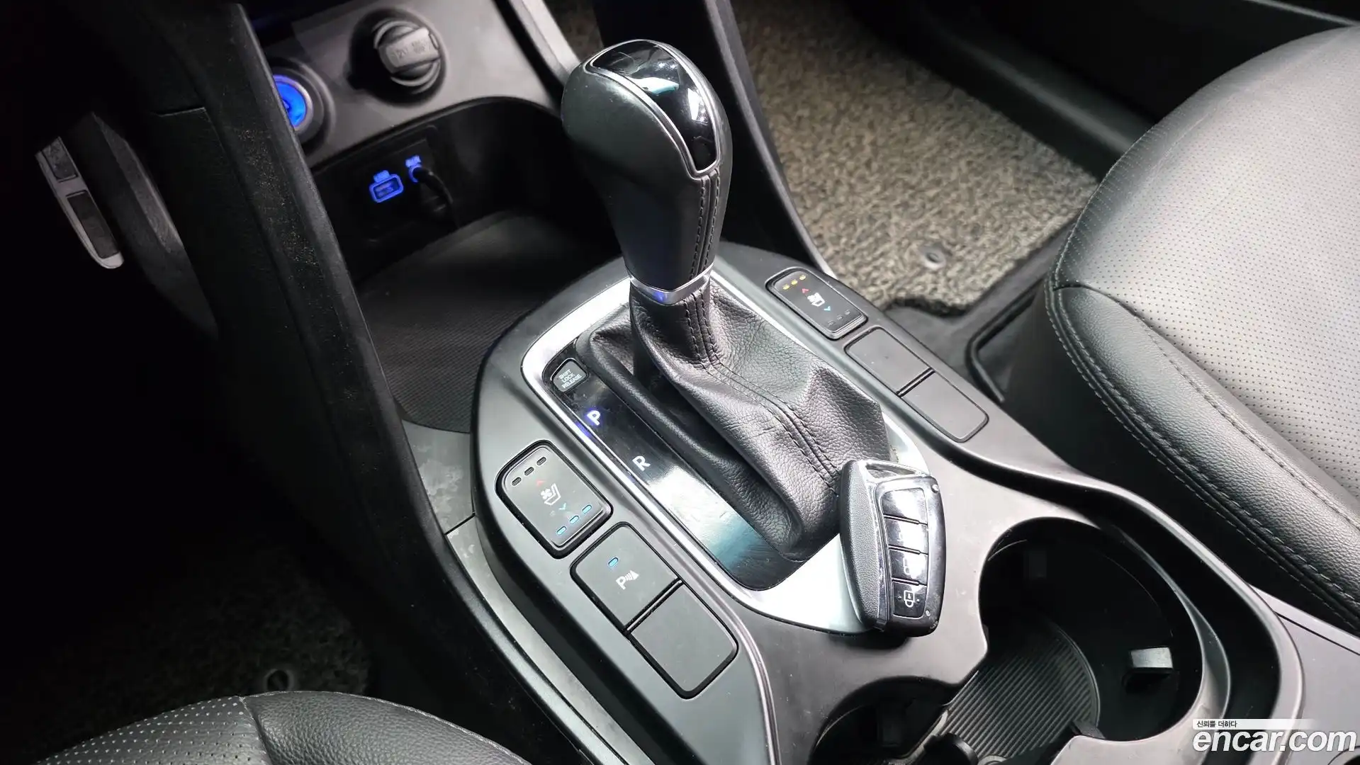 Santafe Hyundai 2017.11-INNER-009