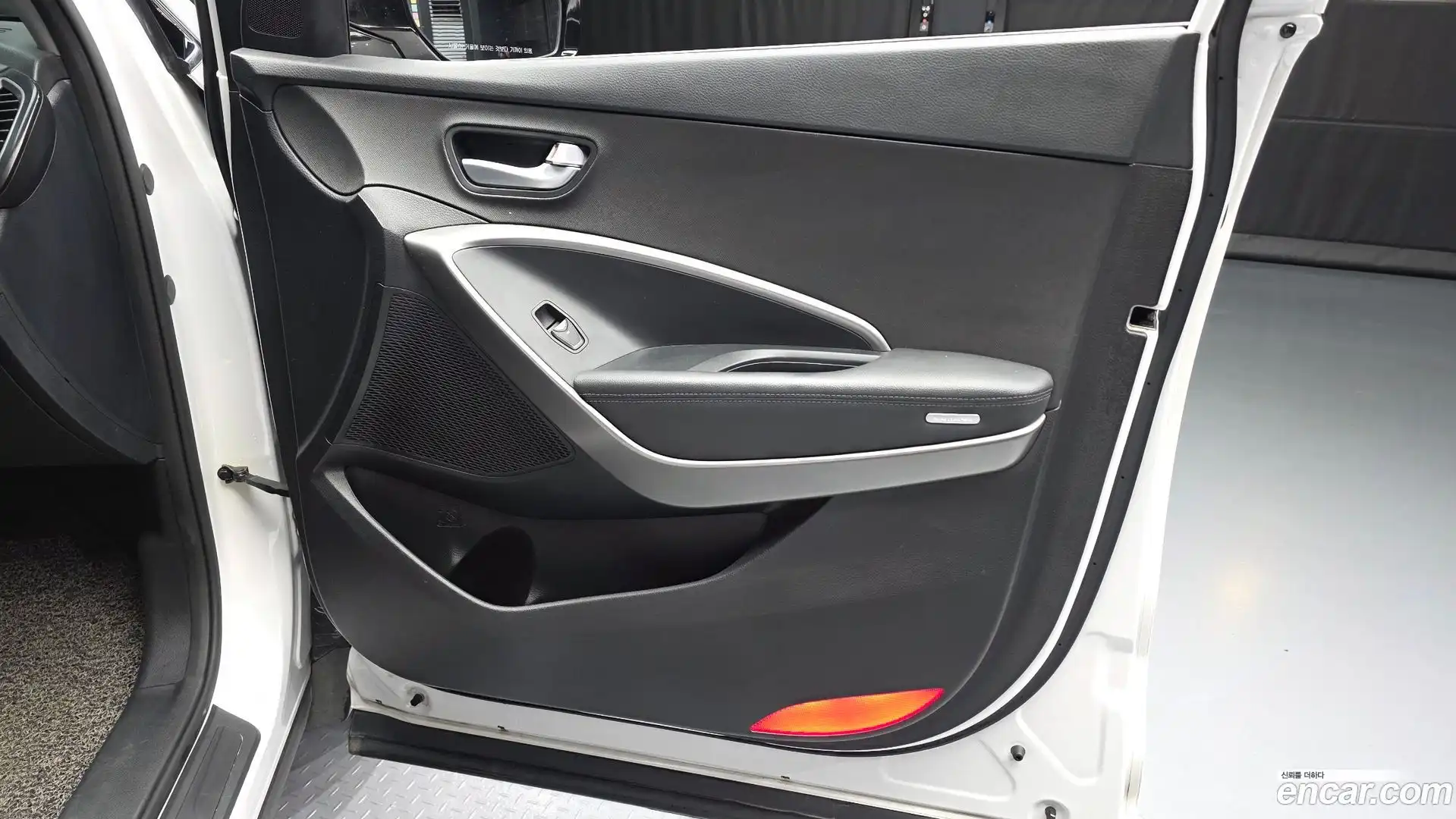Santafe Hyundai 2017.11-INNER-034