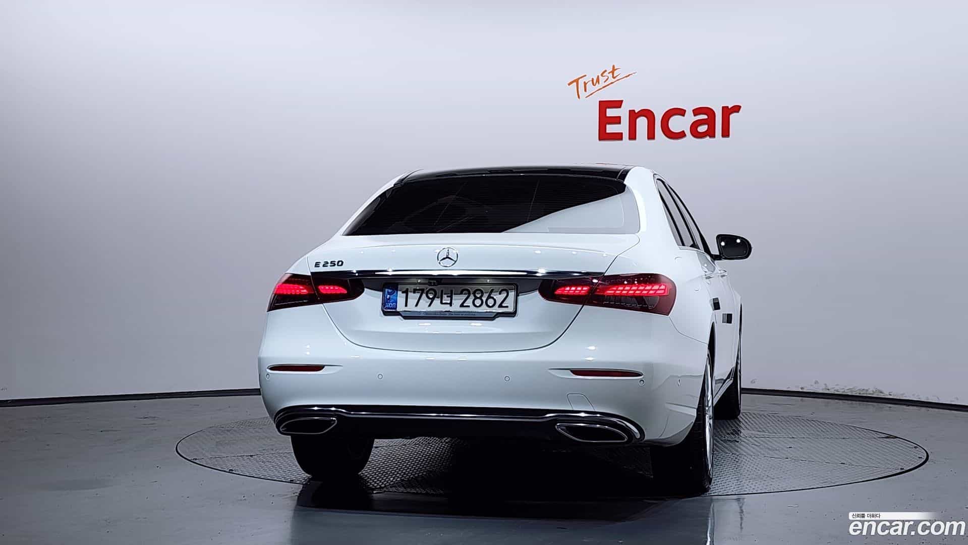 E-Class Mercedes-Benz 2020.11-OUTER-004