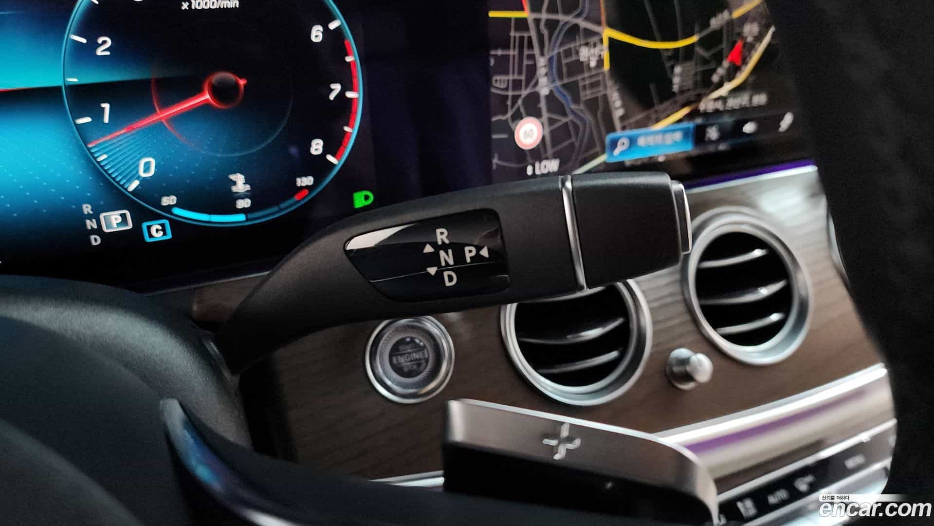 E-Class Mercedes-Benz 2020.11-INNER-009