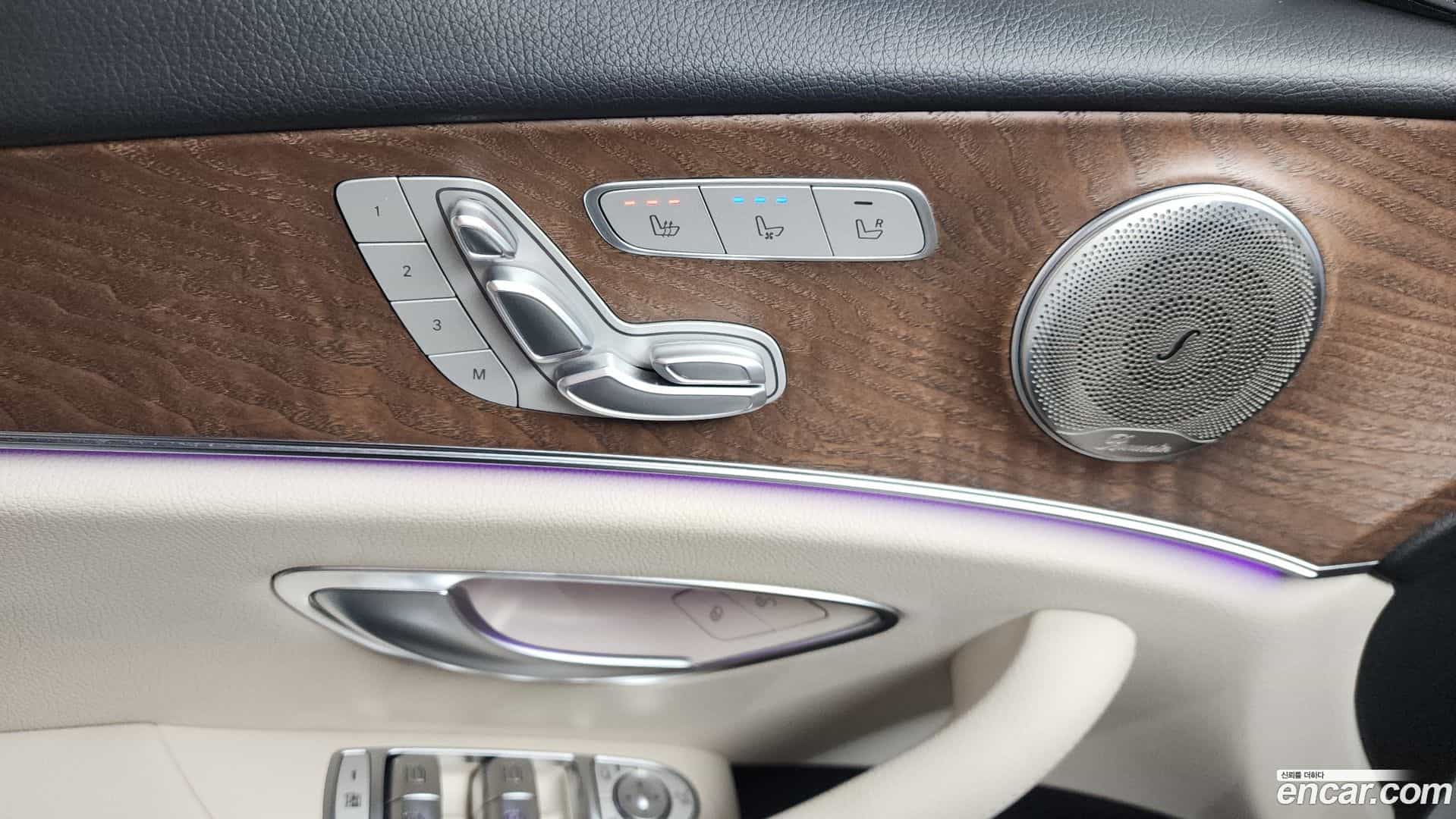 E-Class Mercedes-Benz 2020.11-OPTION-048