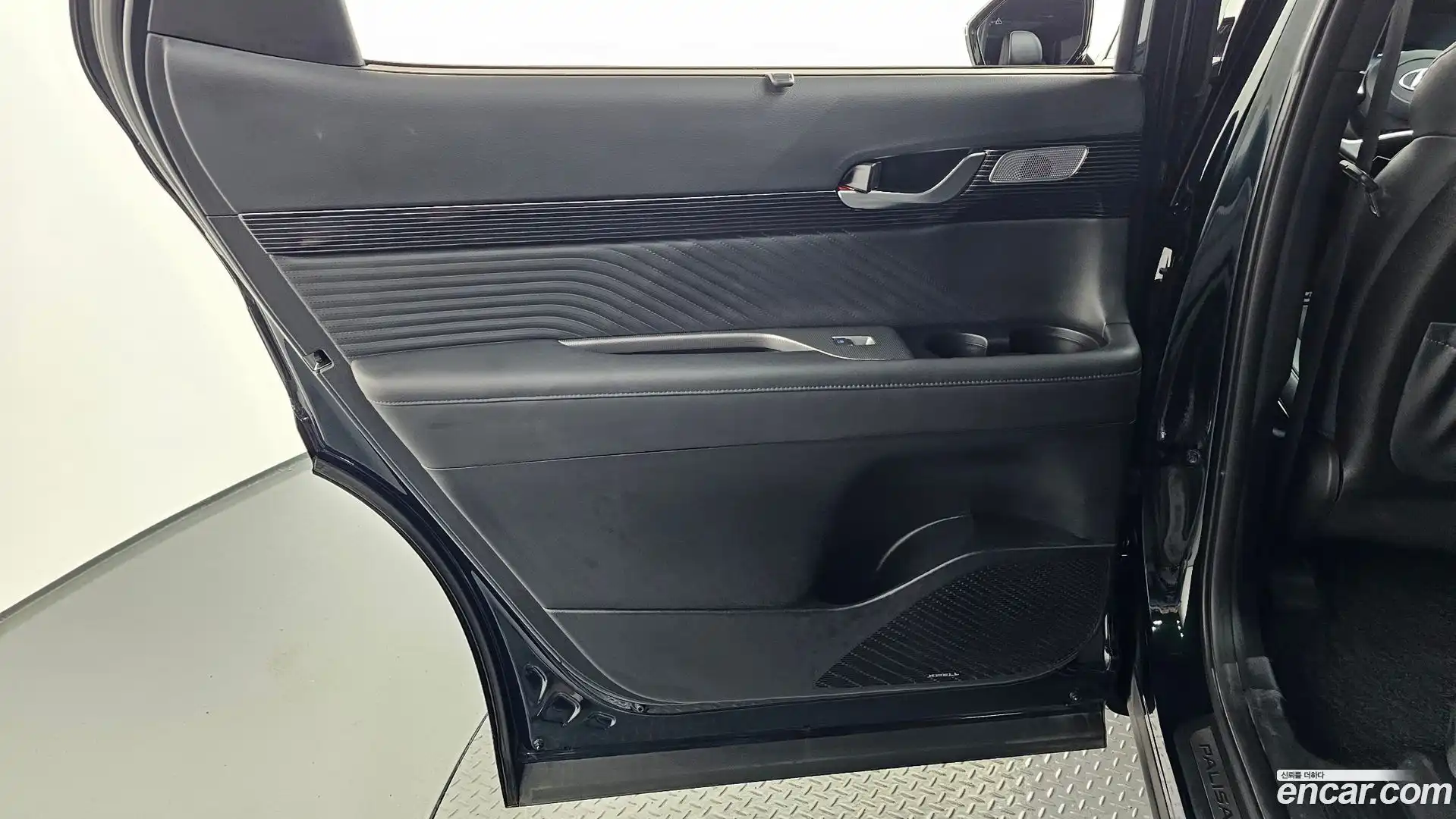 Palisade Hyundai 2023.3-INNER-035