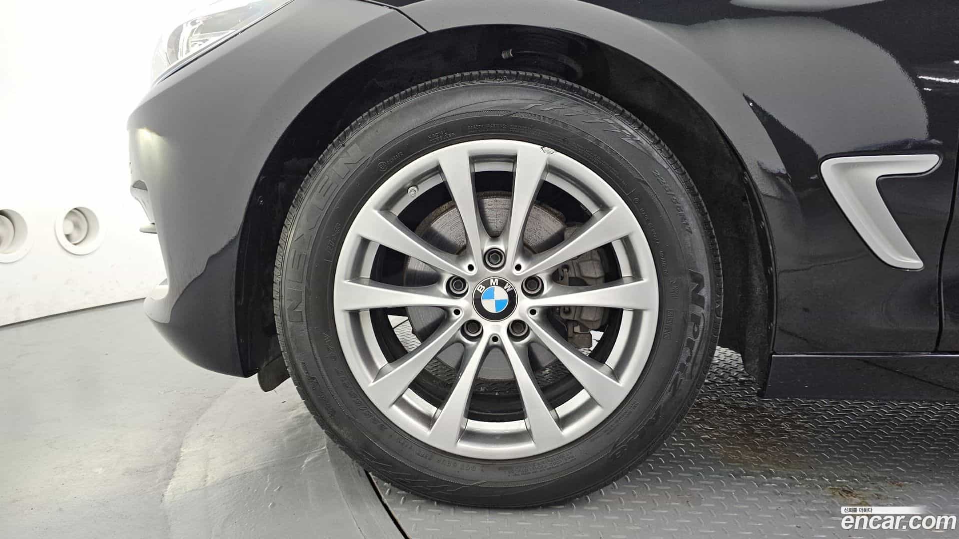 Gran Turismo BMW 2019.11-OUTER-005