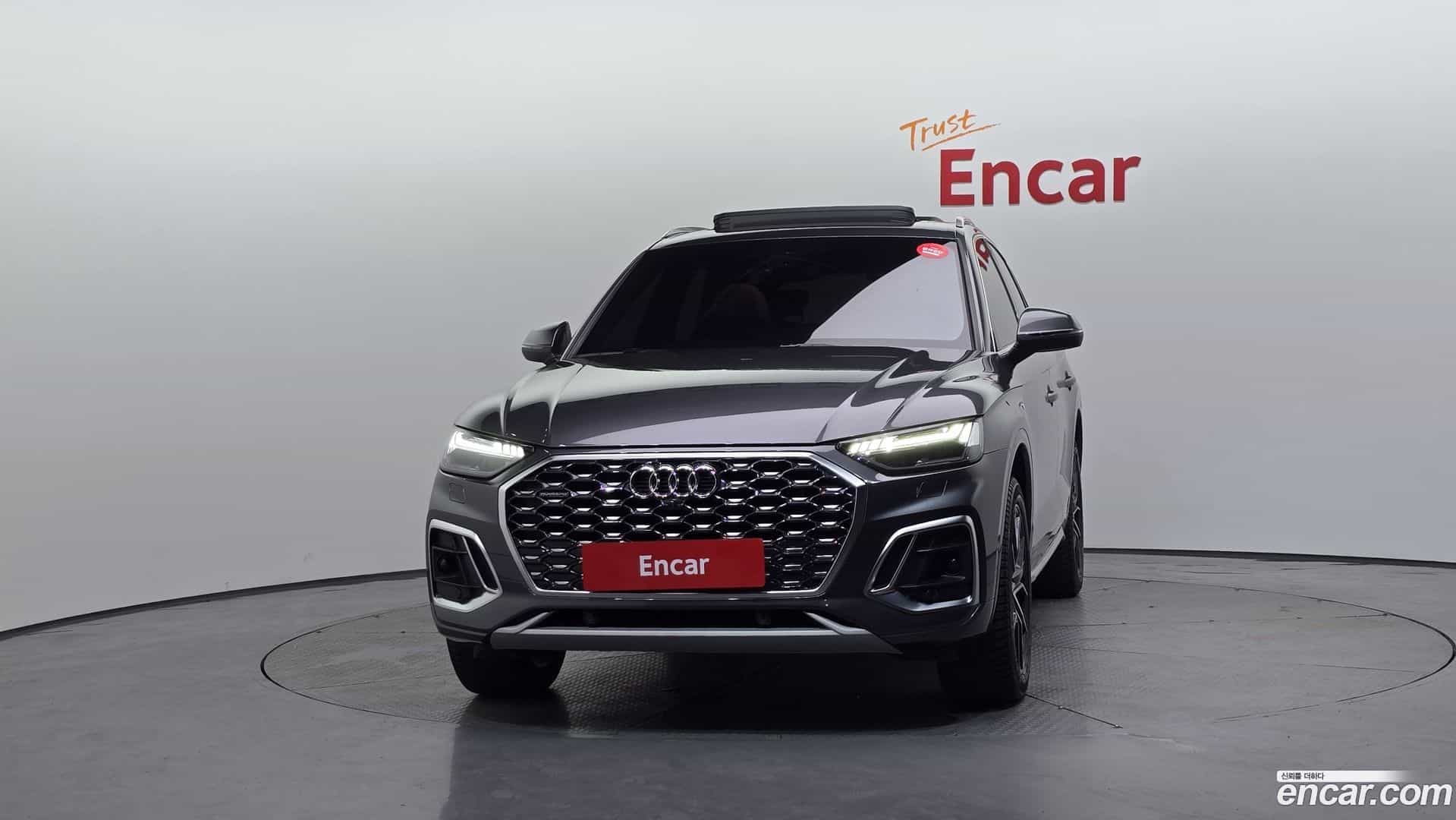 Q5 Audi 2021.11-OUTER-003