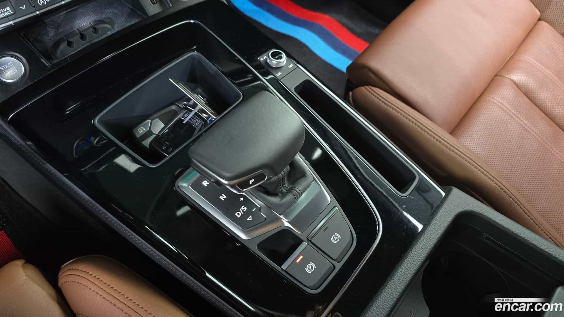 Q5 Audi 2021.11-INNER-009