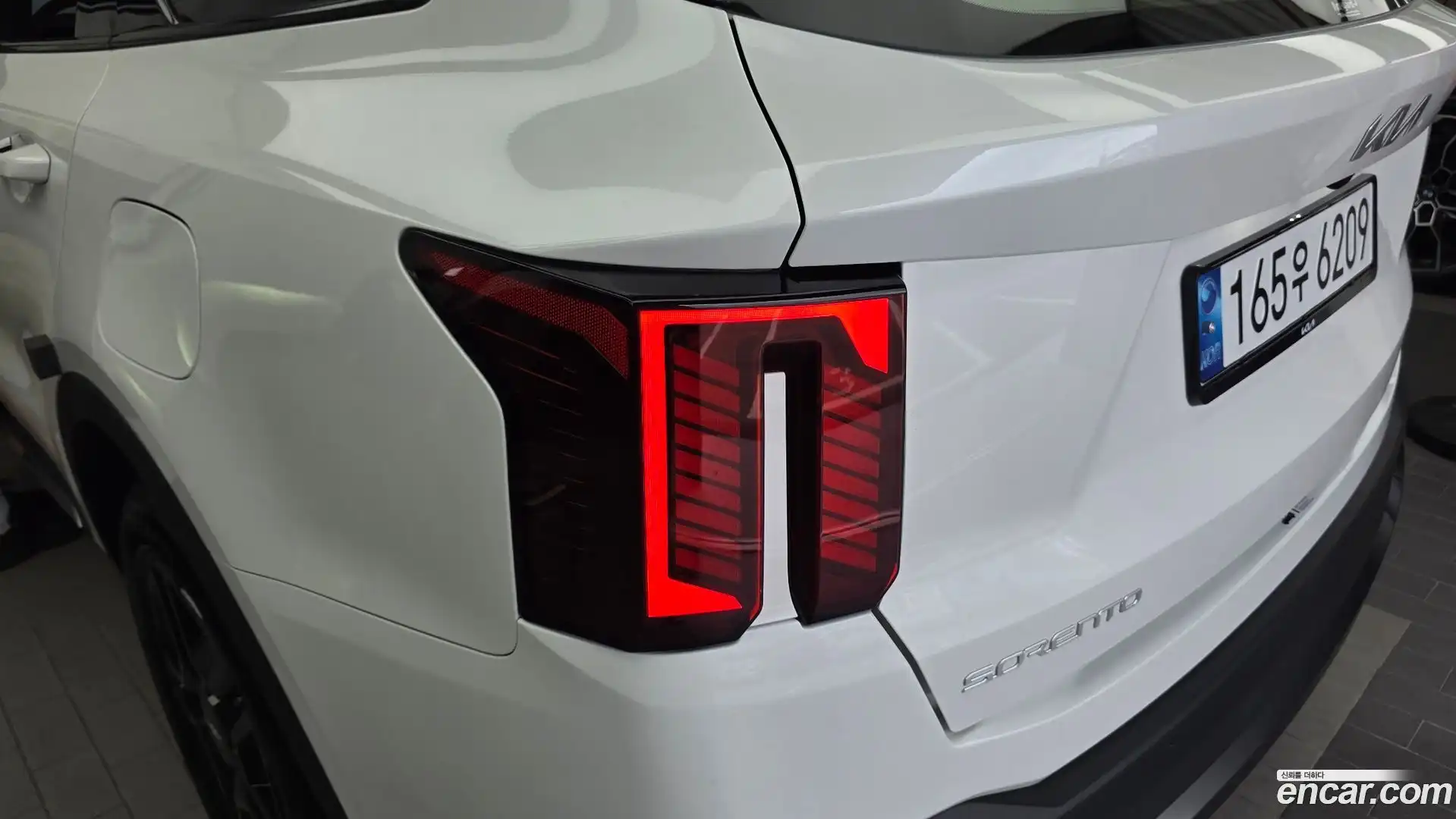 Sorento Kia 2024.6-OUTER-033
