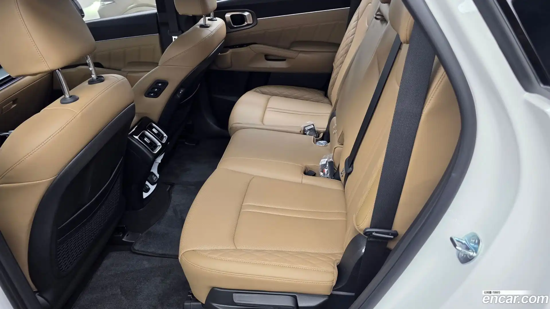 Sorento Kia 2024.6-INNER-036