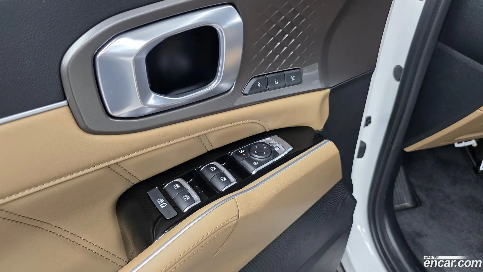 Sorento Kia 2024.6-OPTION-040