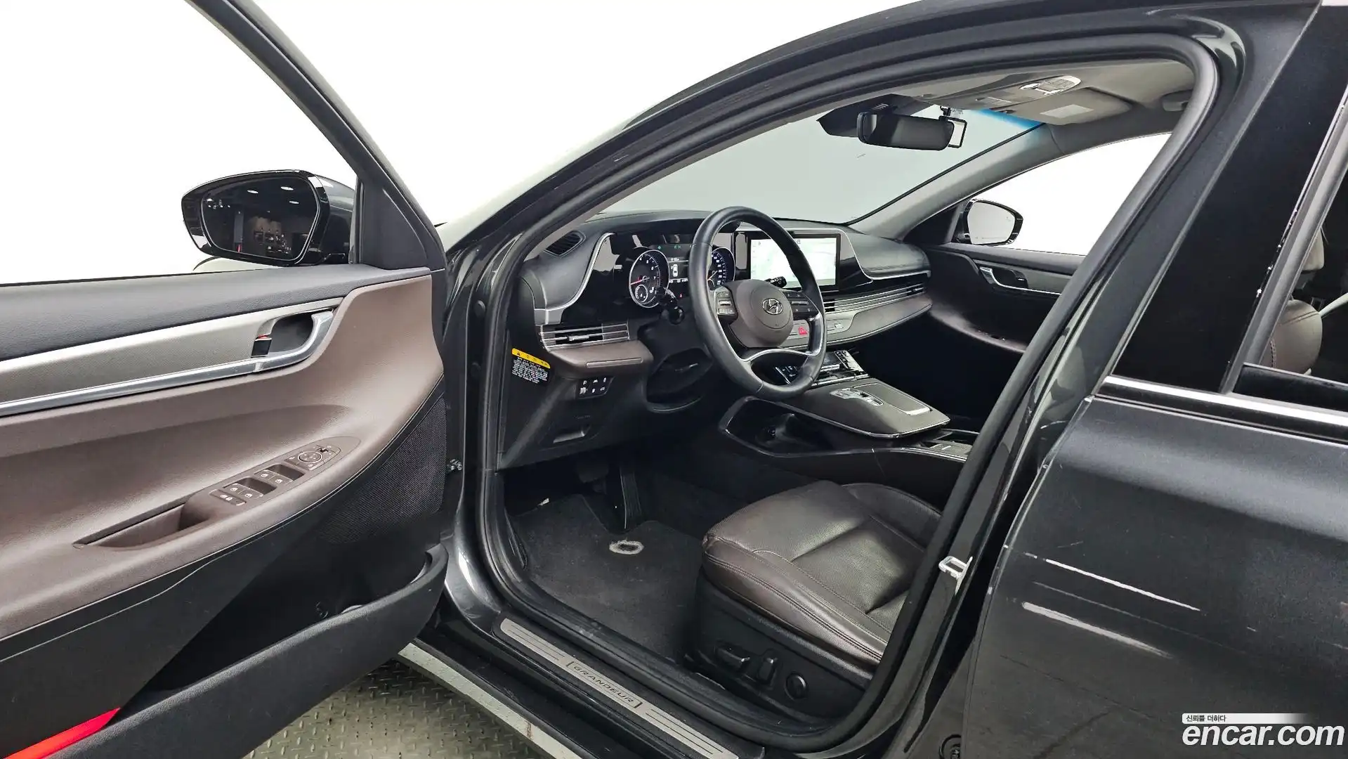 Grandeur Hyundai 2020.5-INNER-010
