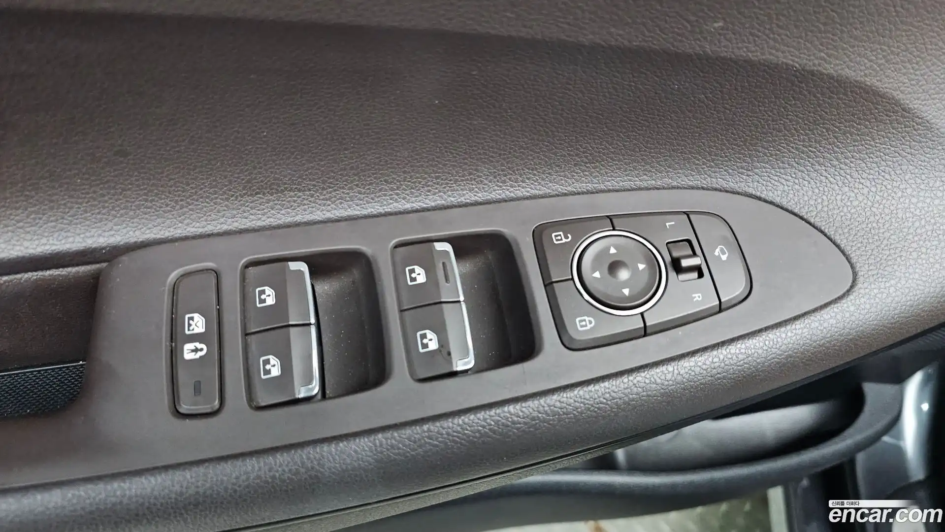 Grandeur Hyundai 2020.5-OPTION-017