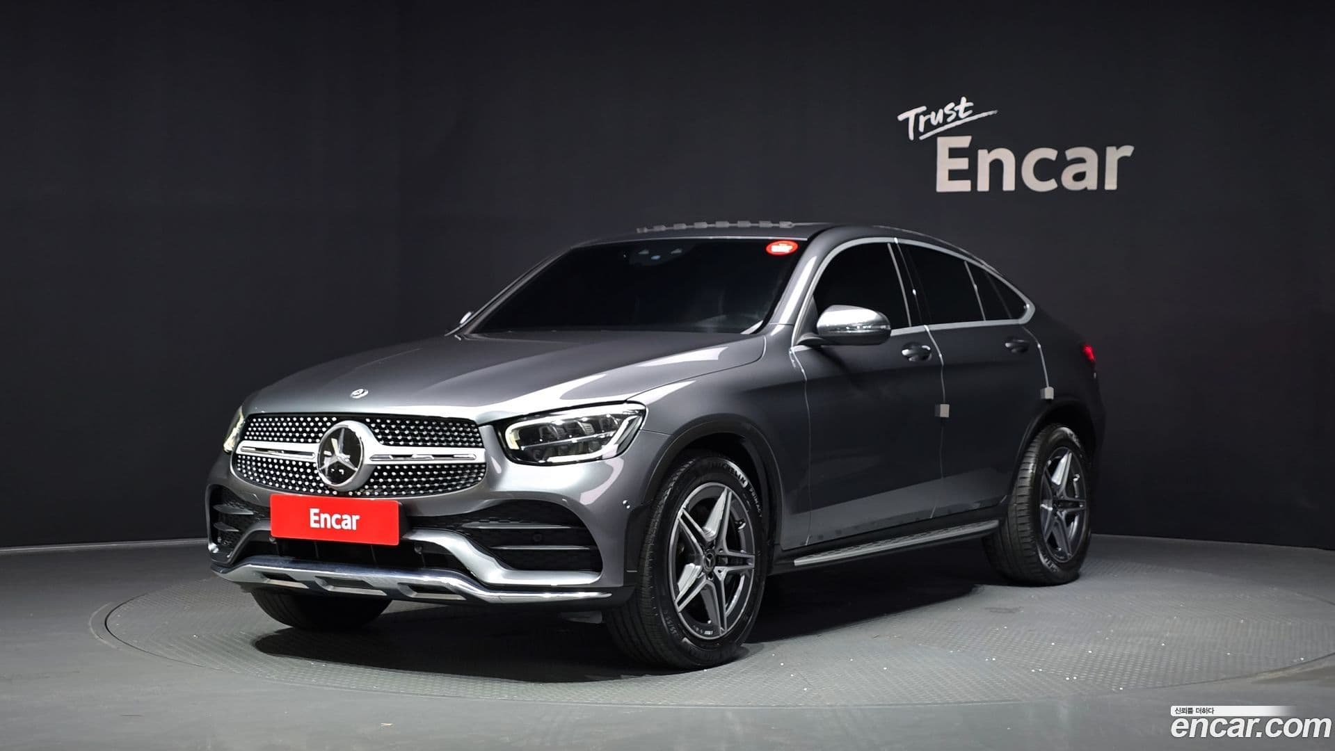 Main__Slider__Photo:GLC-Class Mercedes-Benz 2021.3-0