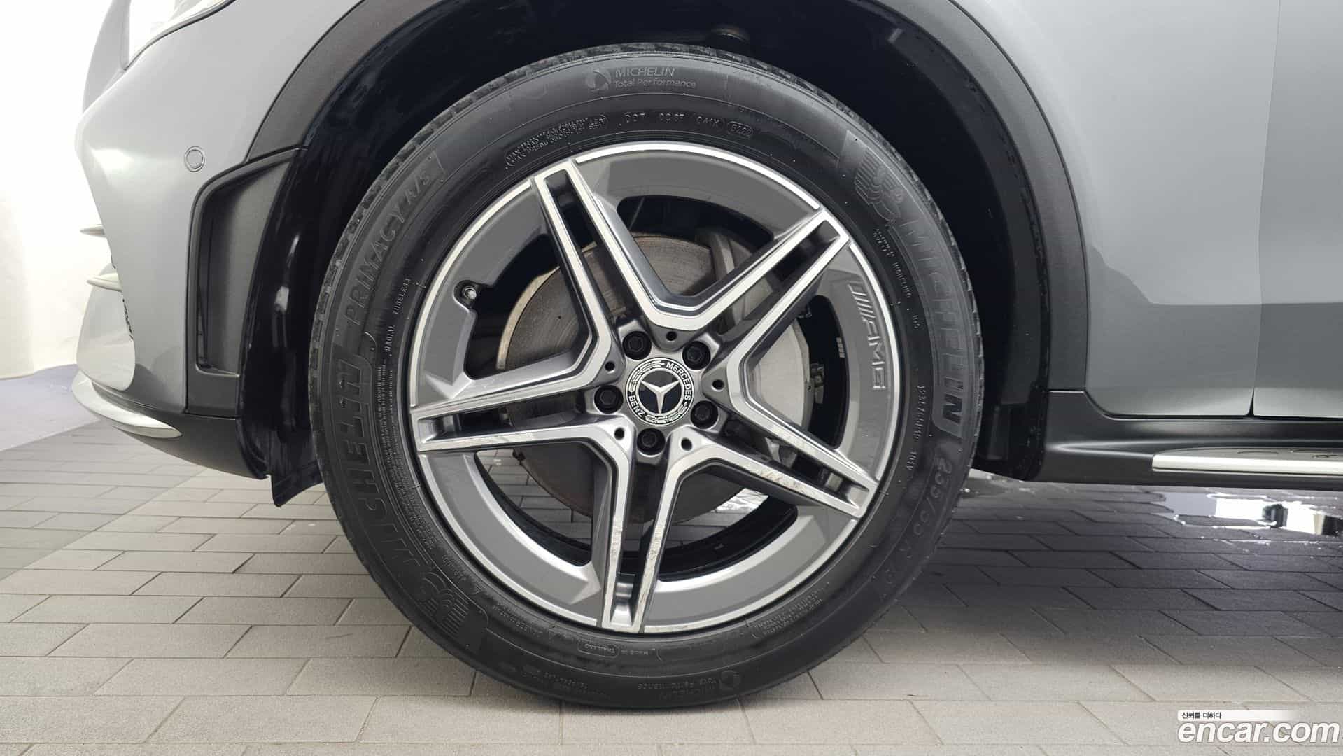 GLC-Class Mercedes-Benz 2021.3-OUTER-005