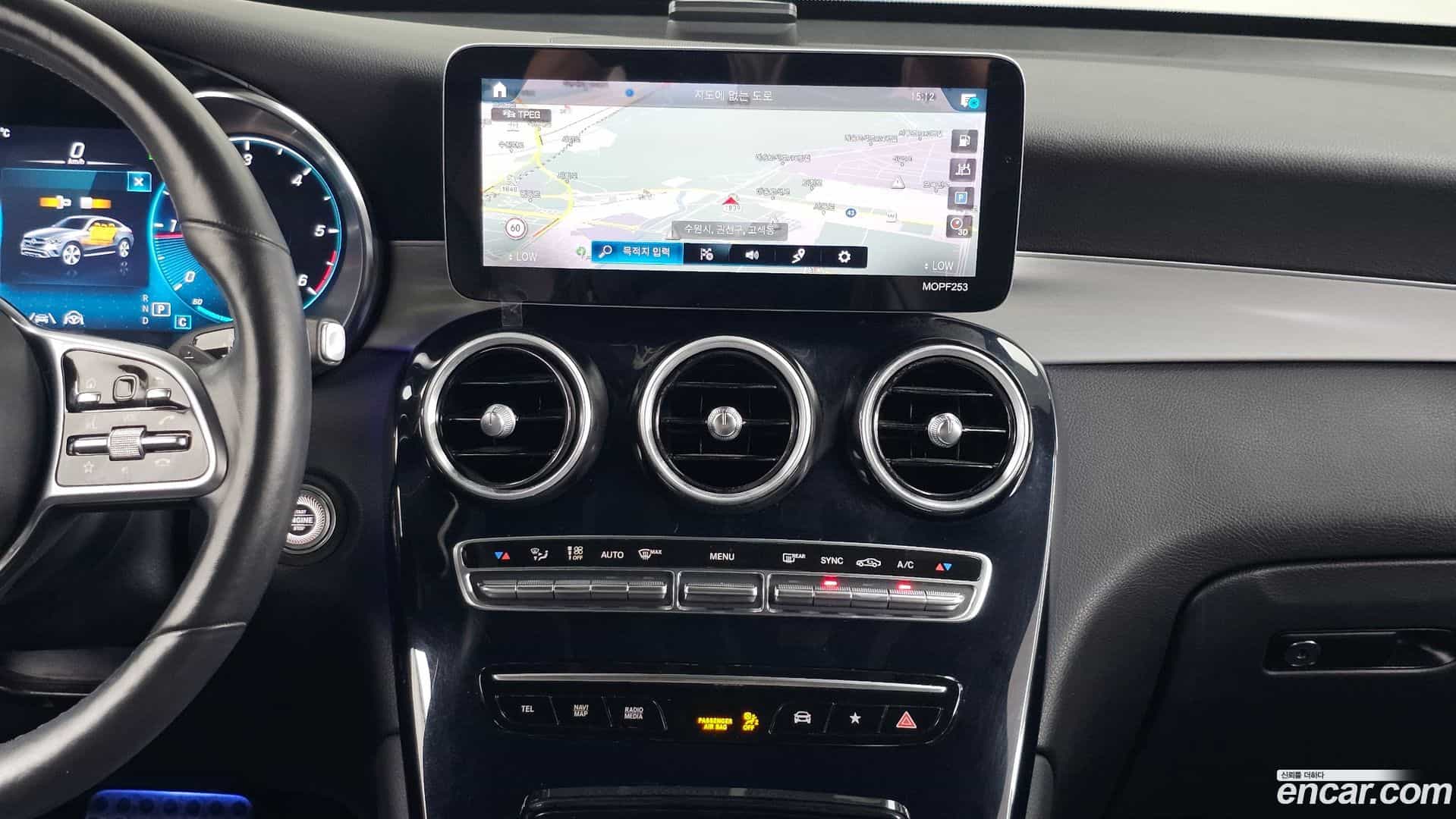 GLC-Class Mercedes-Benz 2021.3-OPTION-018