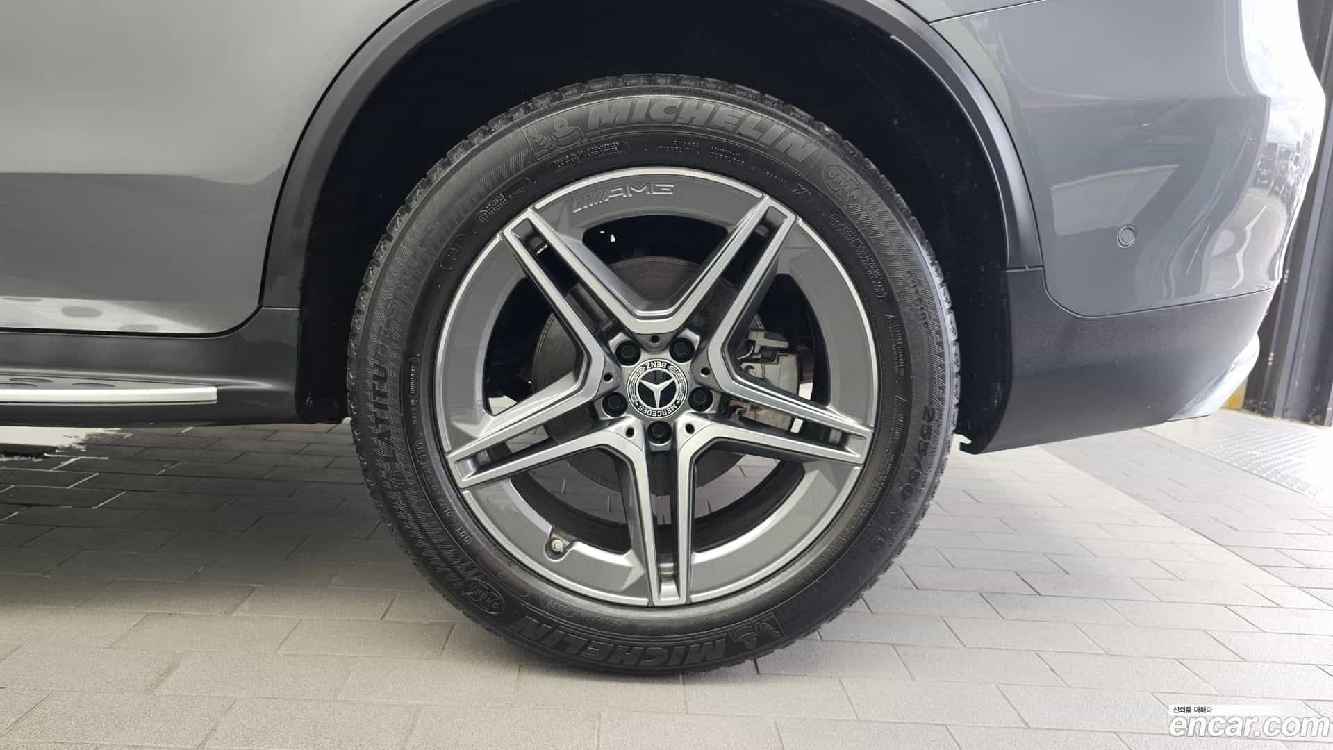 GLC-Class Mercedes-Benz 2021.3-OUTER-031