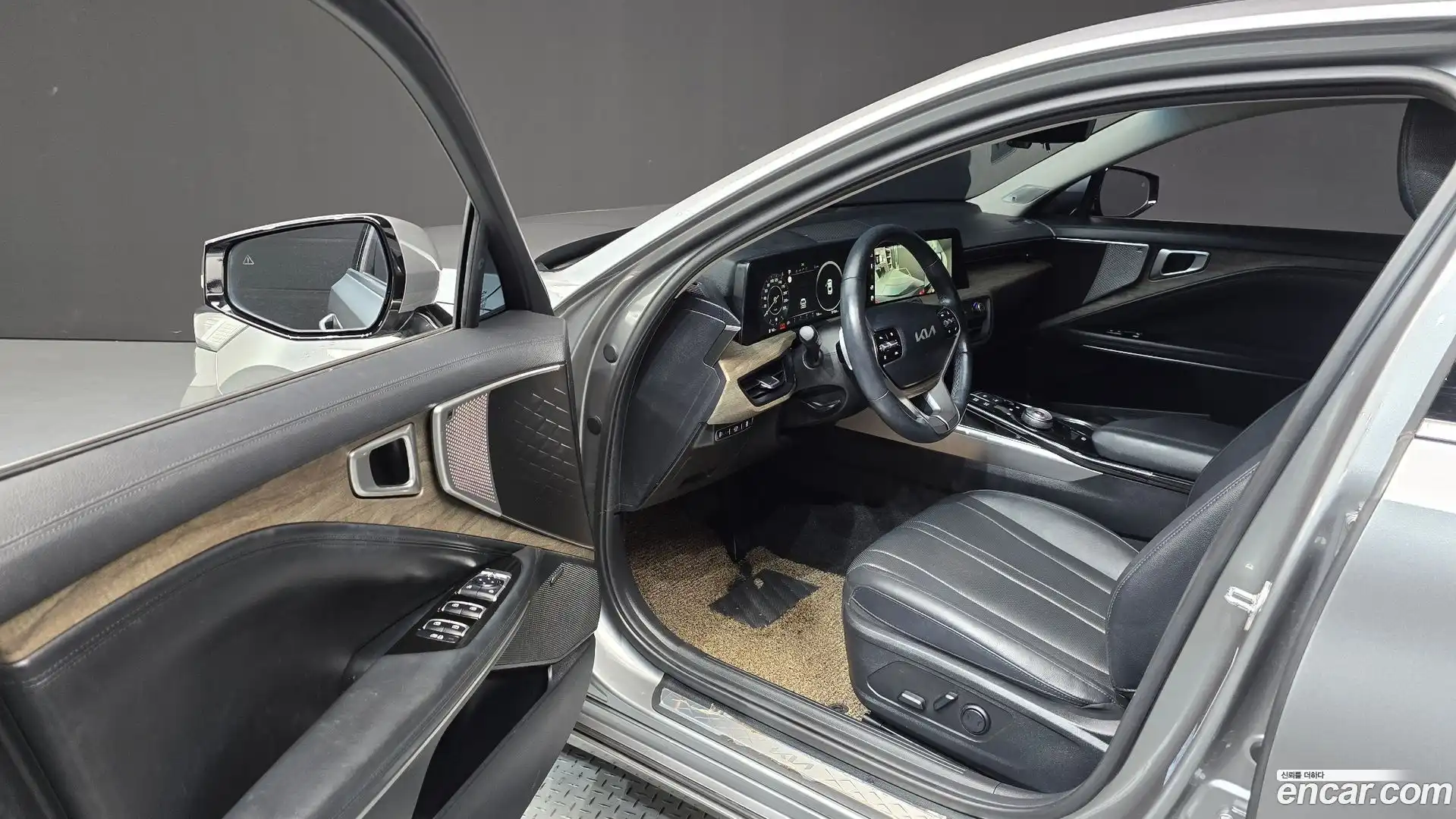 K8 Kia 2022.11-INNER-010
