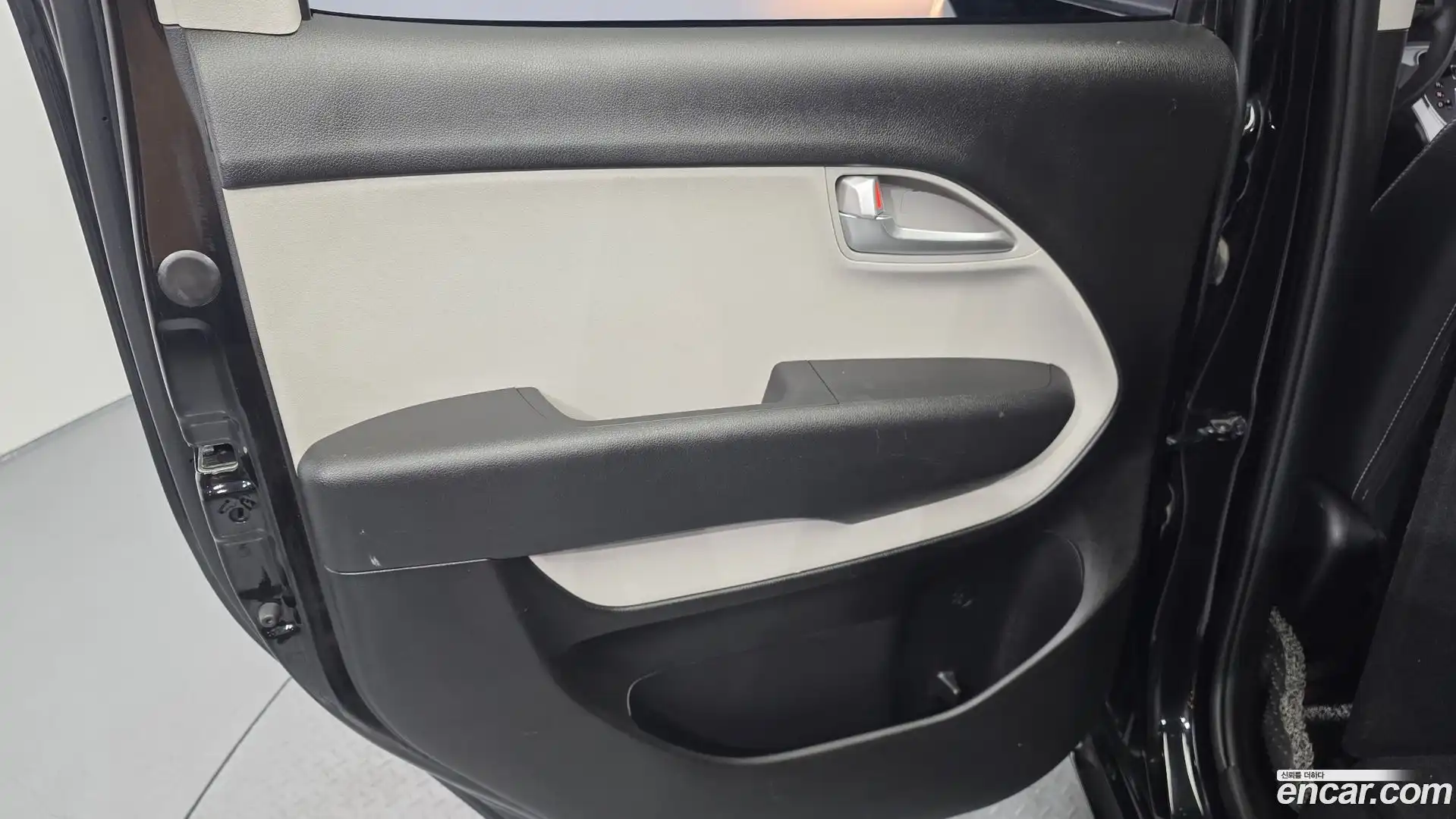 RAY Kia 2022.3-INNER-035