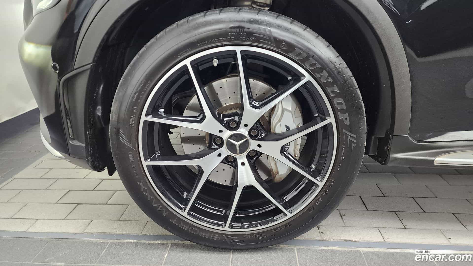 GLC-Class Mercedes-Benz 2022.6-OUTER-005