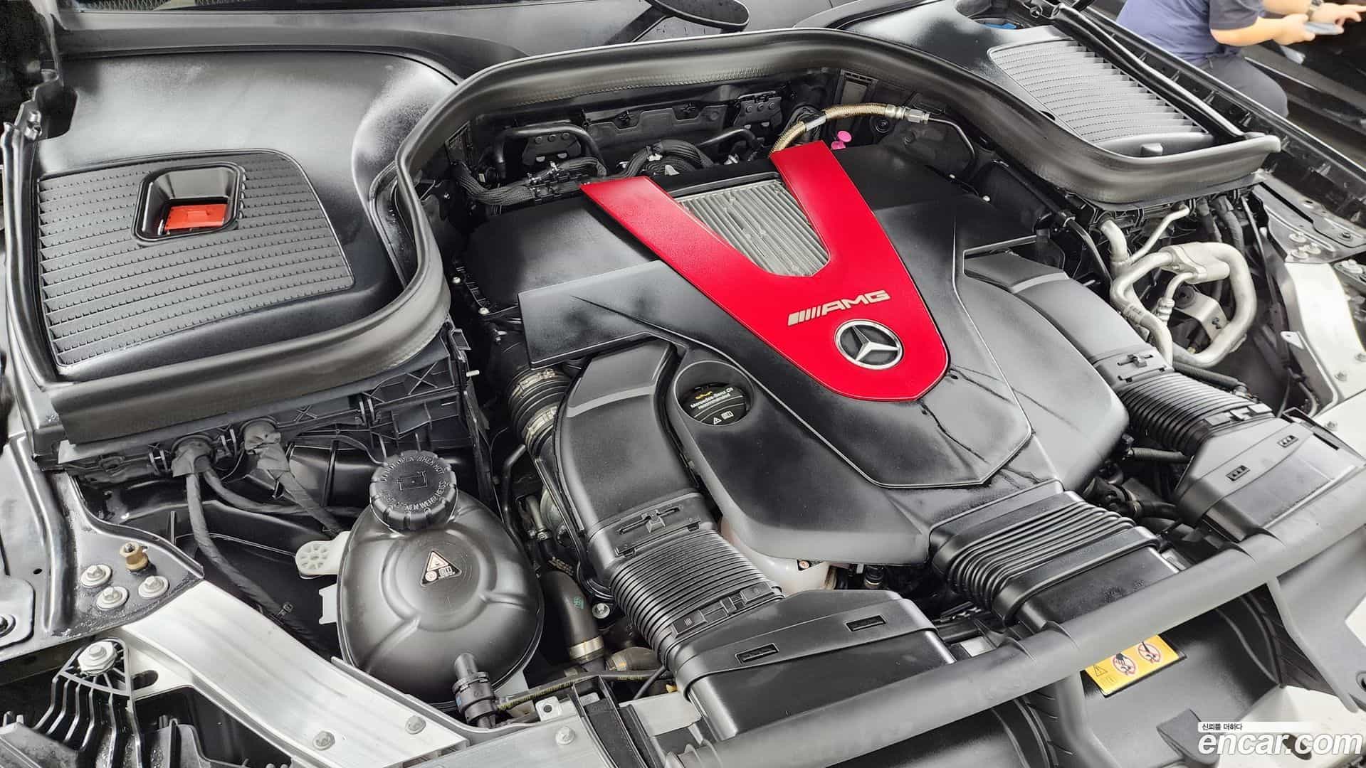 GLC-Class Mercedes-Benz 2022.6-OUTER-006