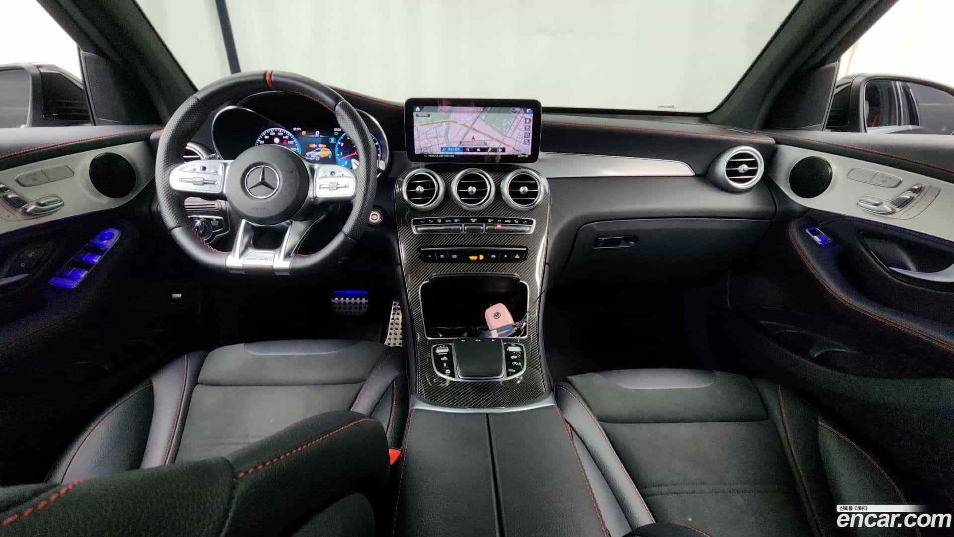GLC-Class Mercedes-Benz 2022.6-INNER-007