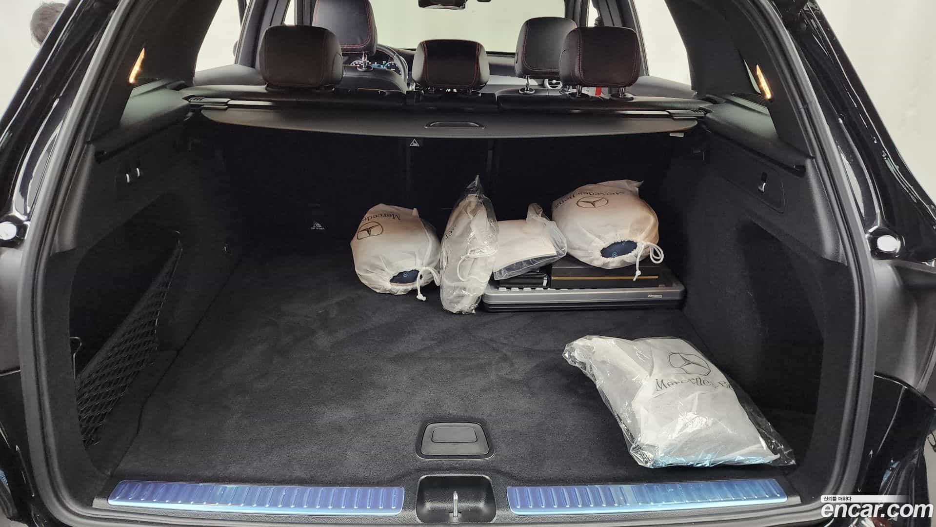 GLC-Class Mercedes-Benz 2022.6-OPTION-024