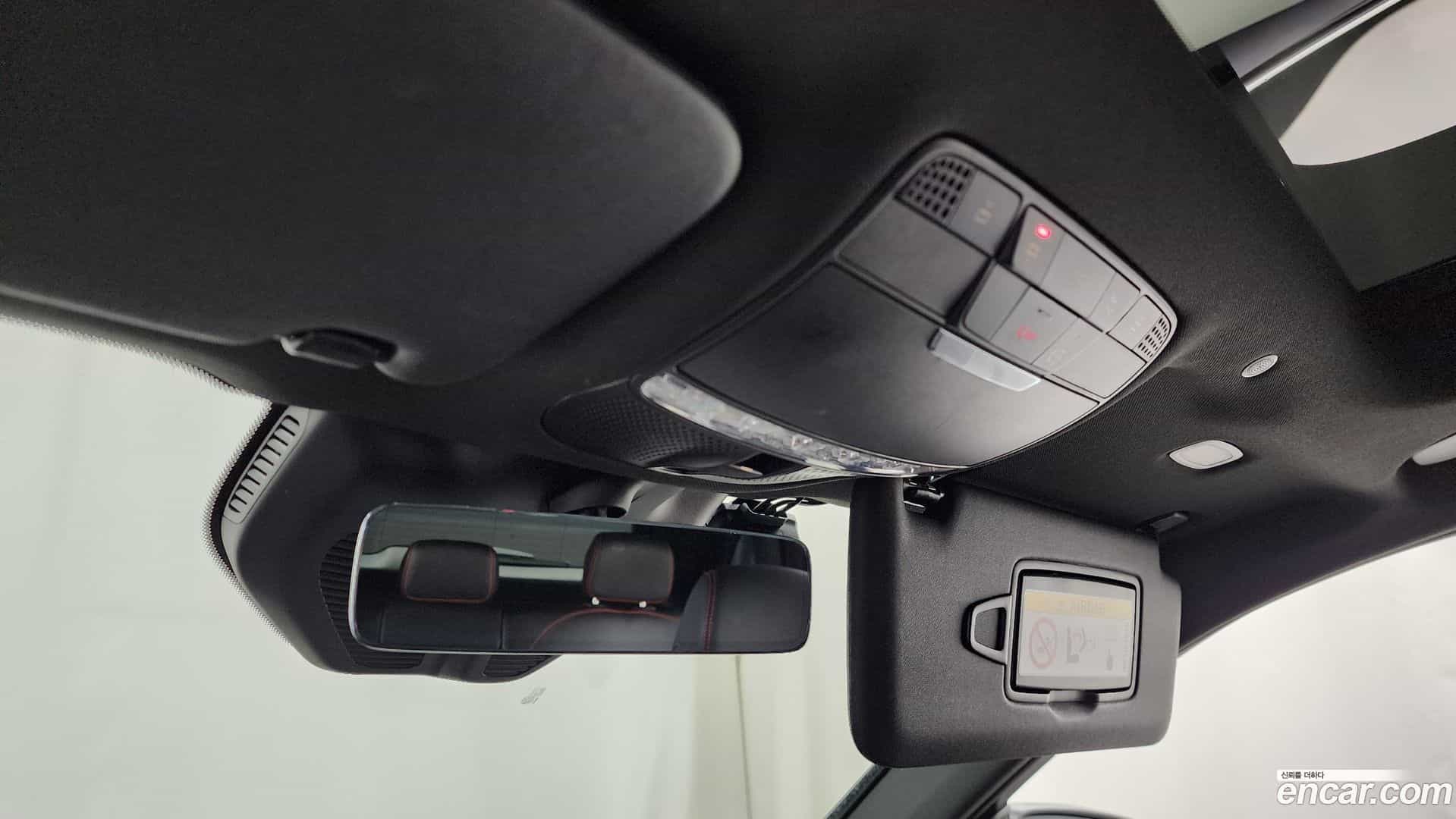 GLC-Class Mercedes-Benz 2022.6-OPTION-040