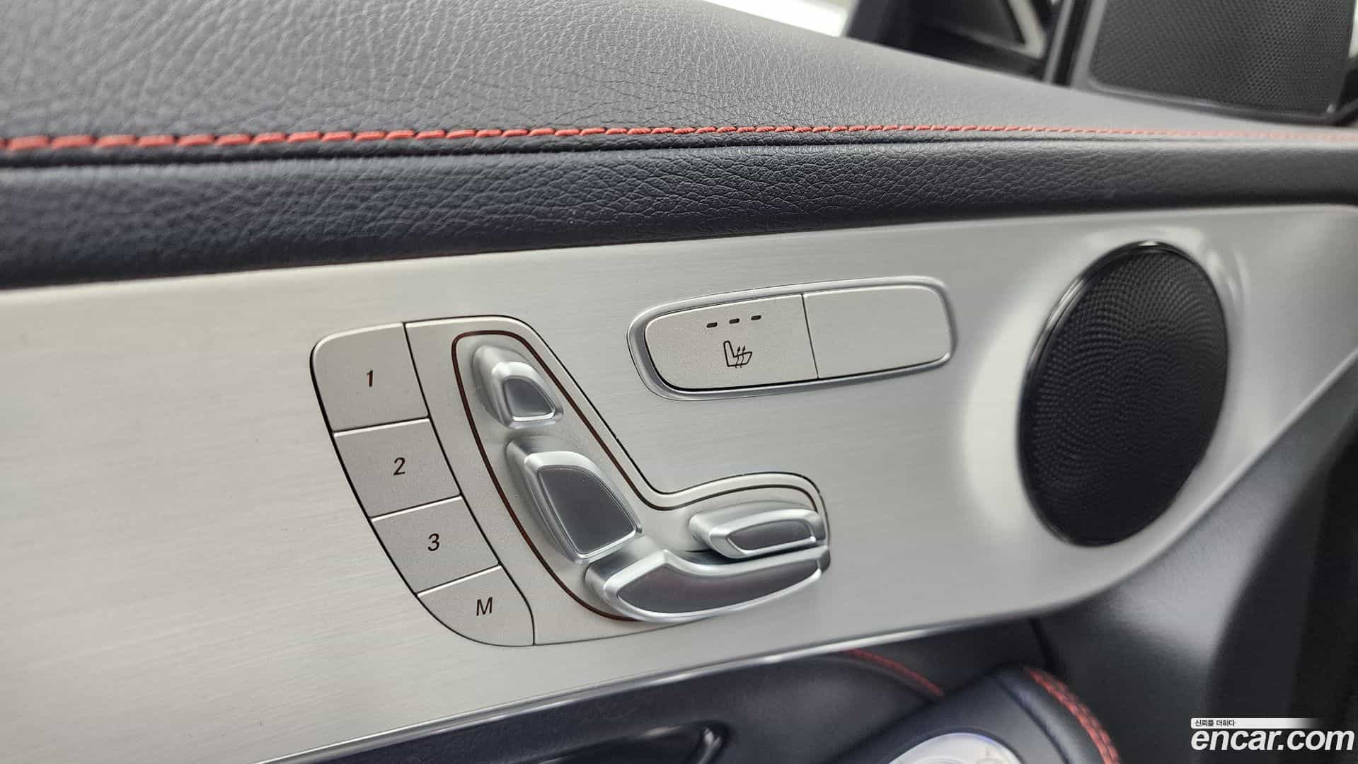 GLC-Class Mercedes-Benz 2022.6-OPTION-042
