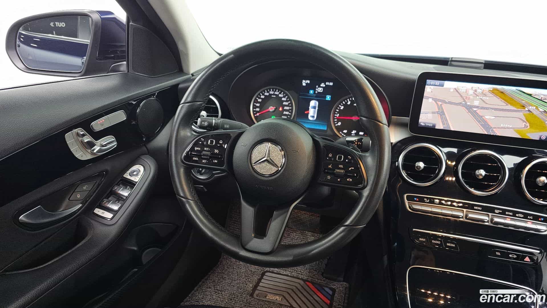 C-Class Mercedes-Benz 2019.9-OPTION-017