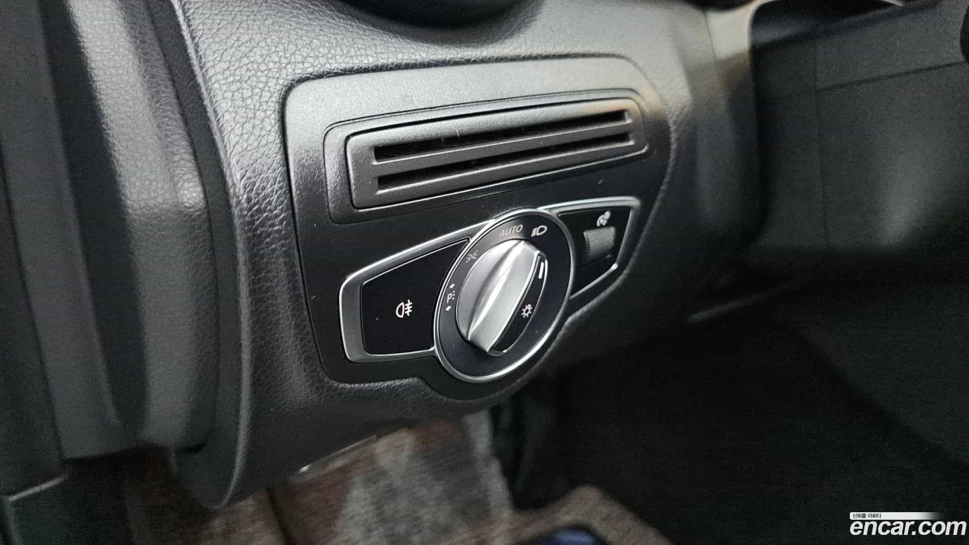 C-Class Mercedes-Benz 2019.9-OPTION-020
