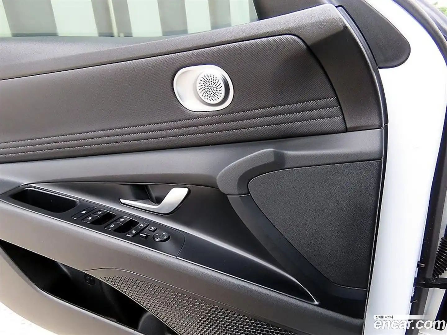 AVANTE Hyundai 2024.9-OPTION-015