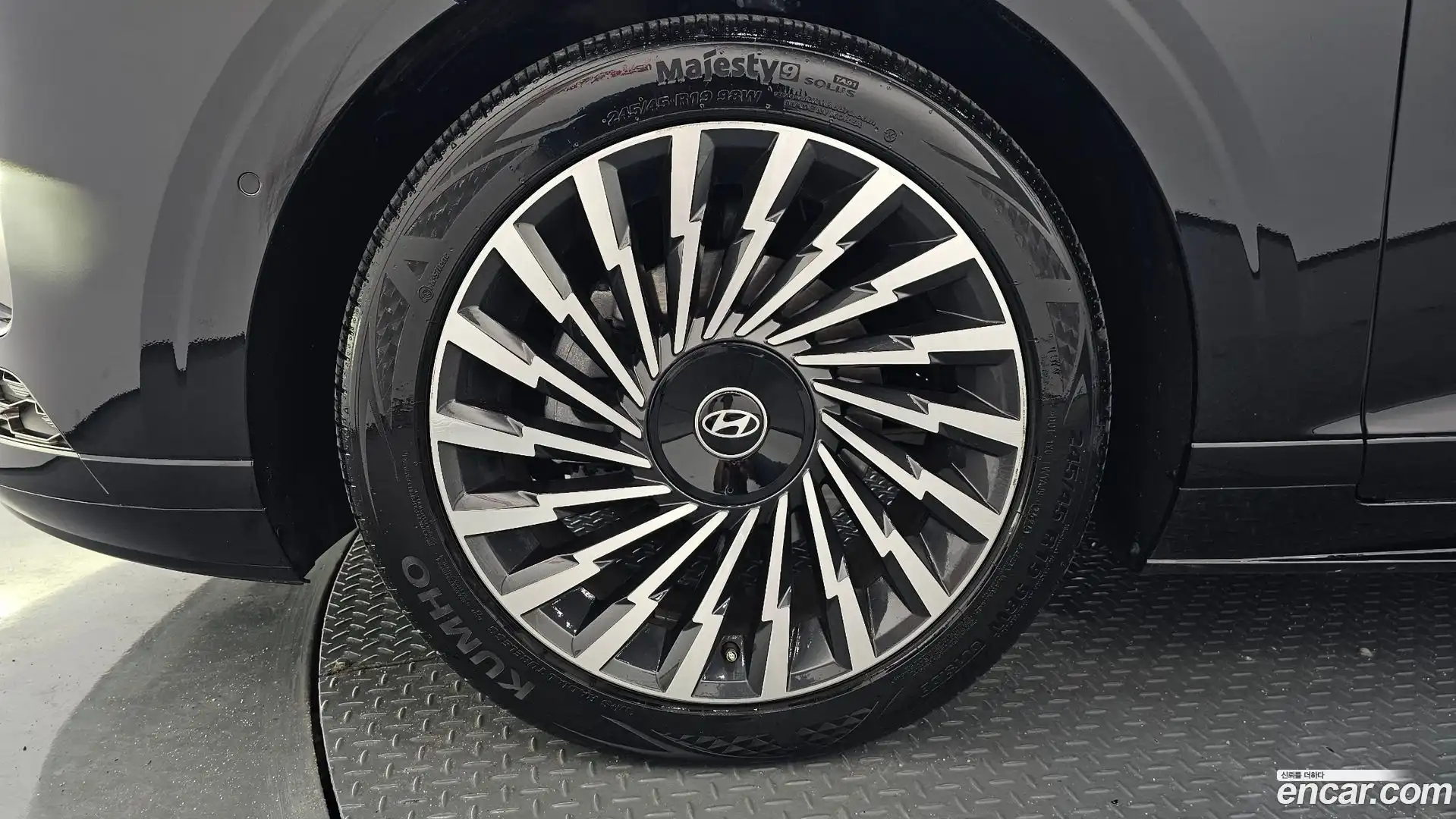 Grandeur Hyundai 2024.6-OUTER-005