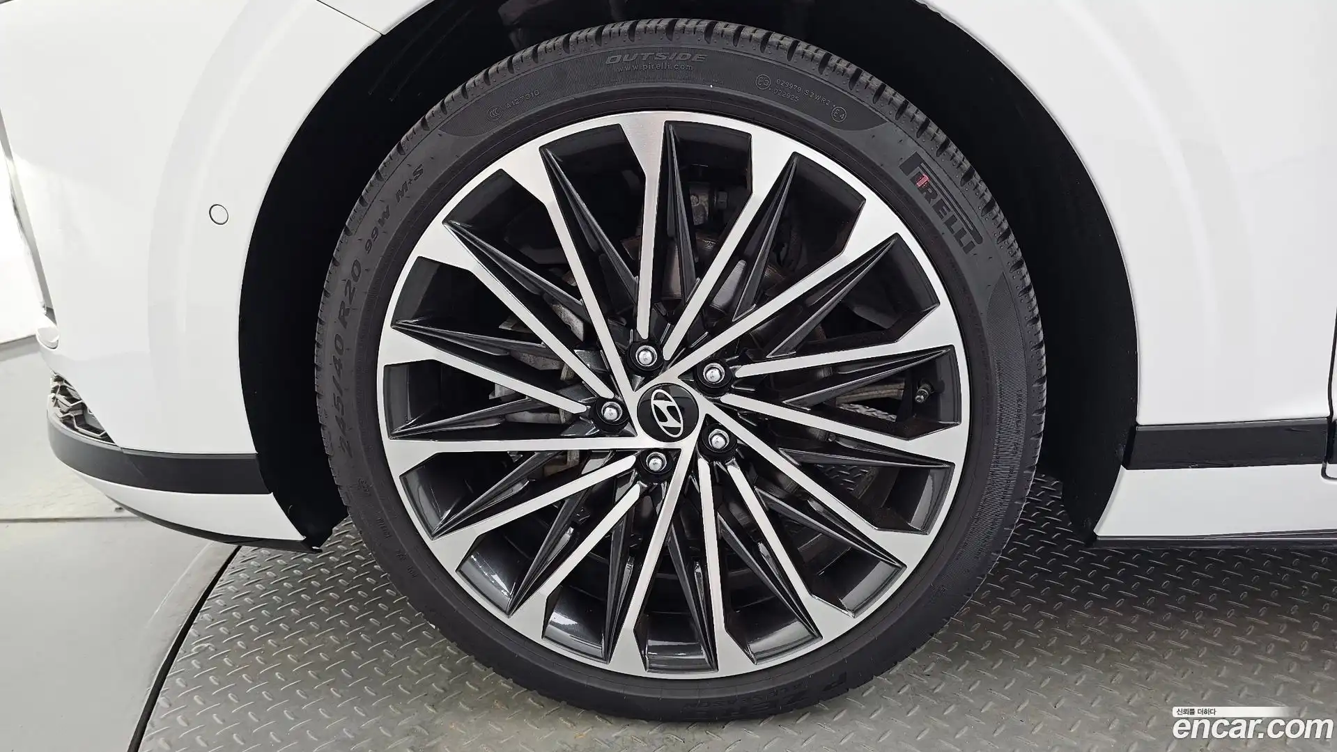 Grandeur Hyundai 2023.4-OUTER-005