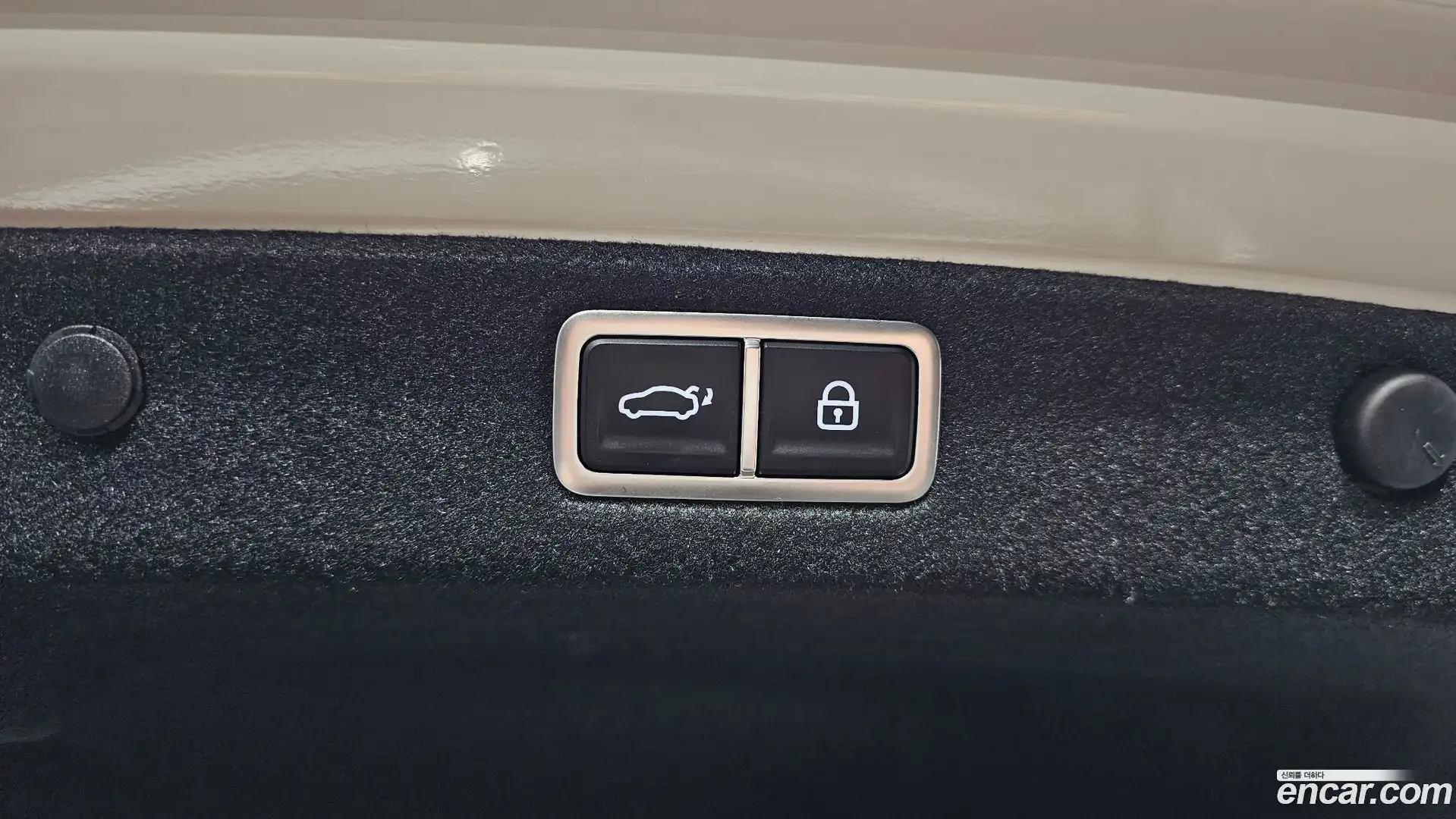 Grandeur Hyundai 2023.4-OPTION-043