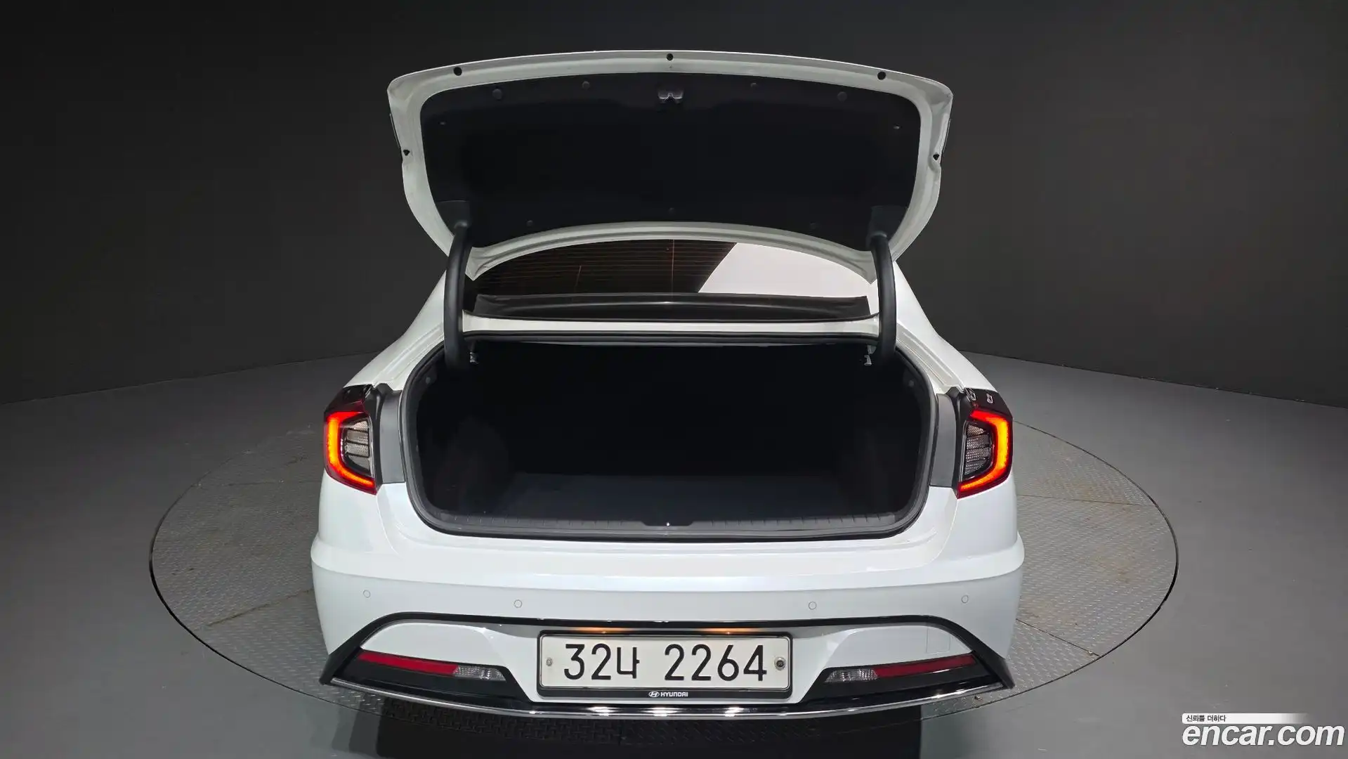 Sonata Hyundai 2019.3-OPTION-023