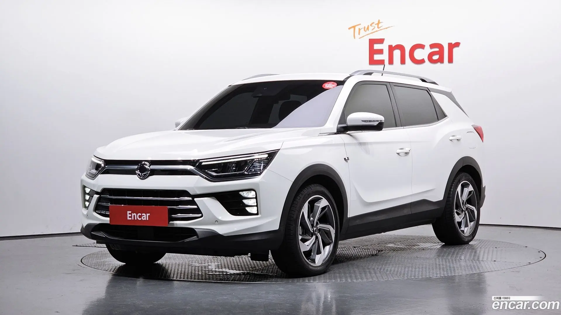 Main__Slider__Photo:KORANDO KG Mobility 2019.5-0
