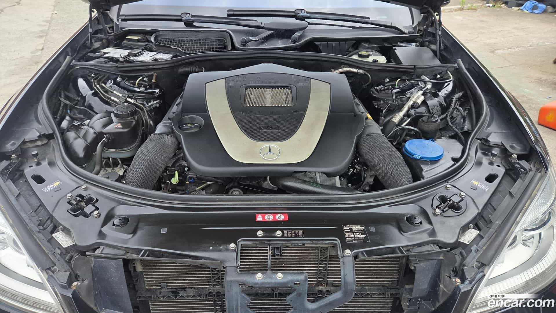 S-Class Mercedes-Benz 2010.11-OUTER-006