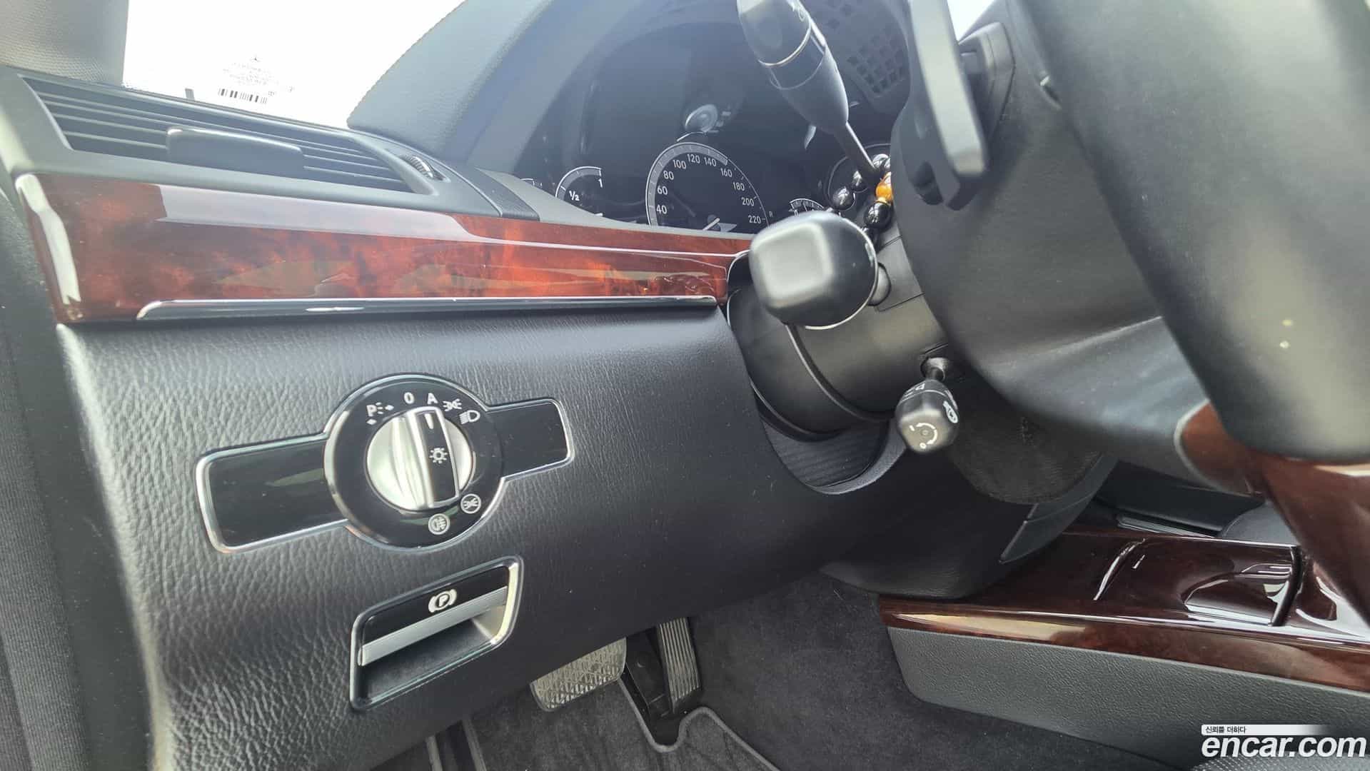 S-Class Mercedes-Benz 2010.11-INNER-009