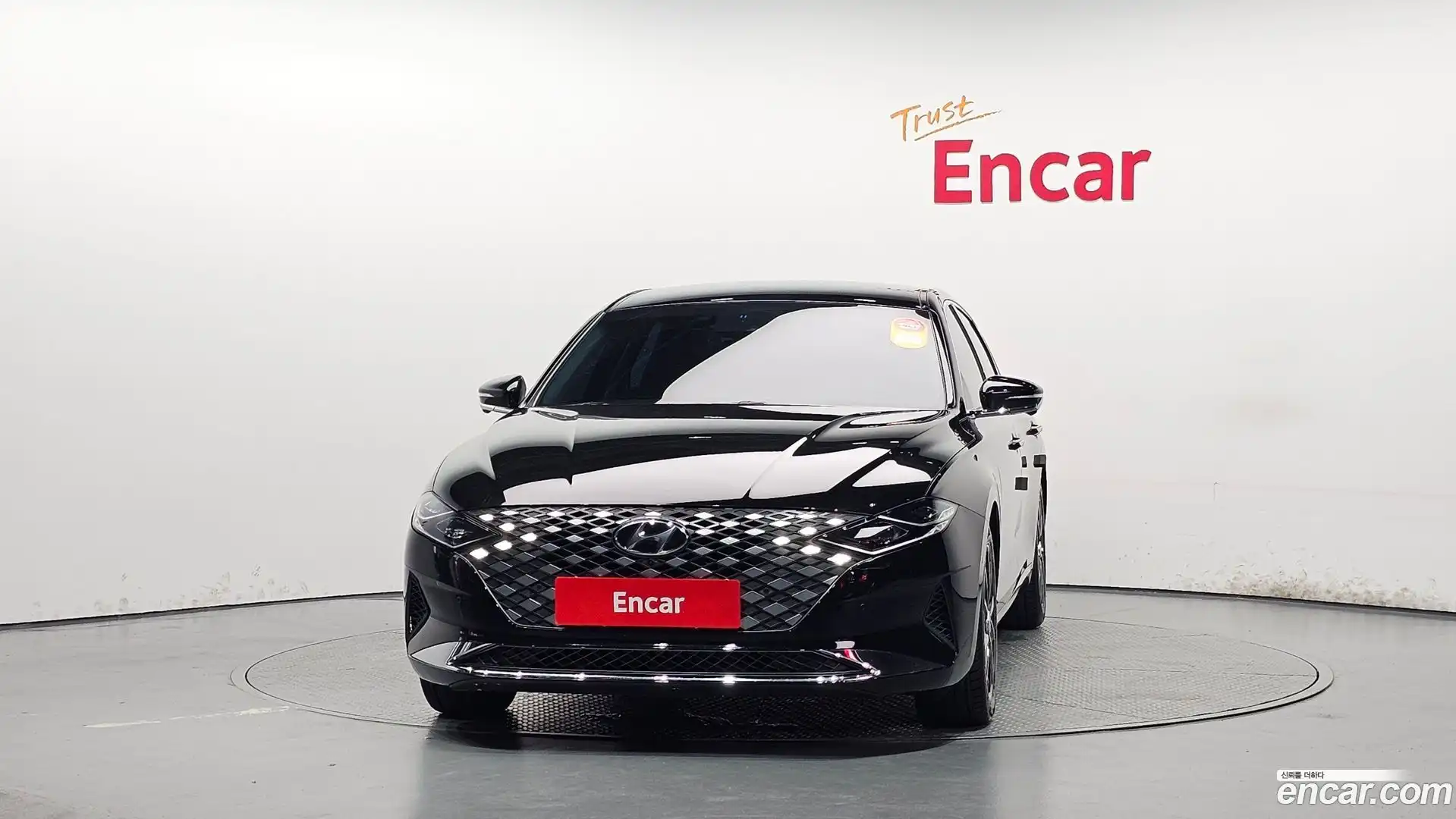 Grandeur Hyundai 2022.3-OUTER-003