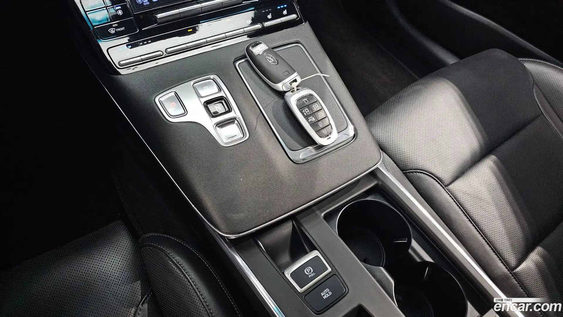 Grandeur Hyundai 2022.3-INNER-009
