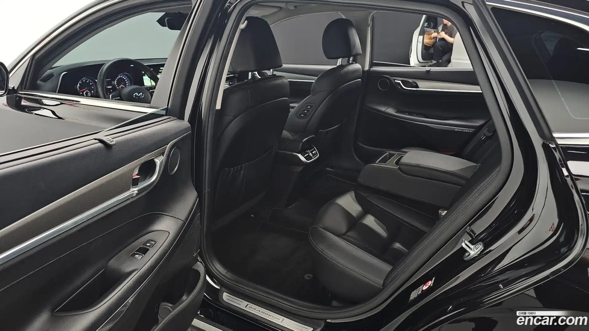 Grandeur Hyundai 2022.3-OPTION-016
