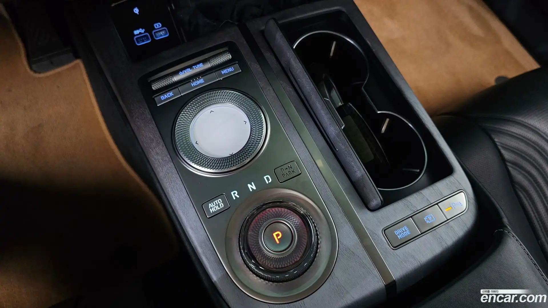 G80 Genesis 2022.0-INNER-009
