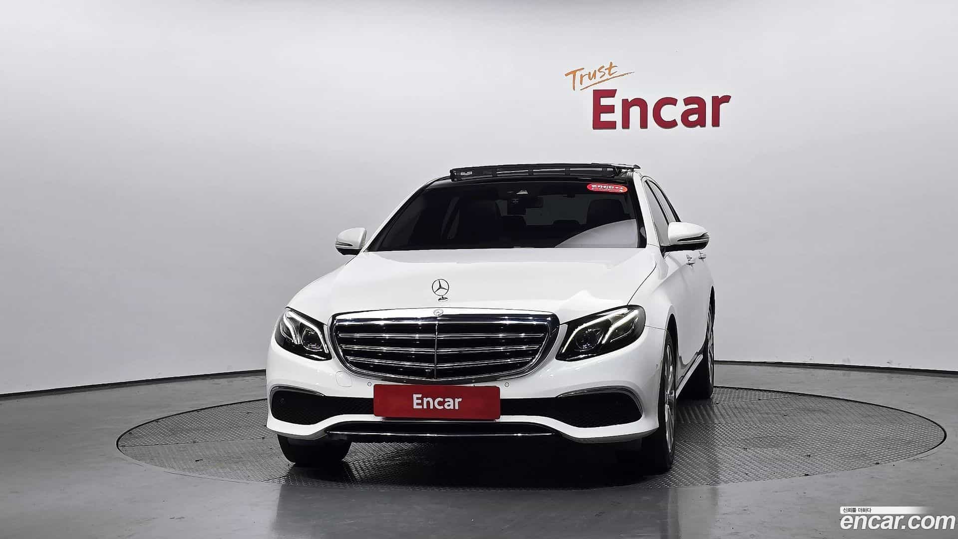 E-Class Mercedes-Benz 2016.8-OUTER-003