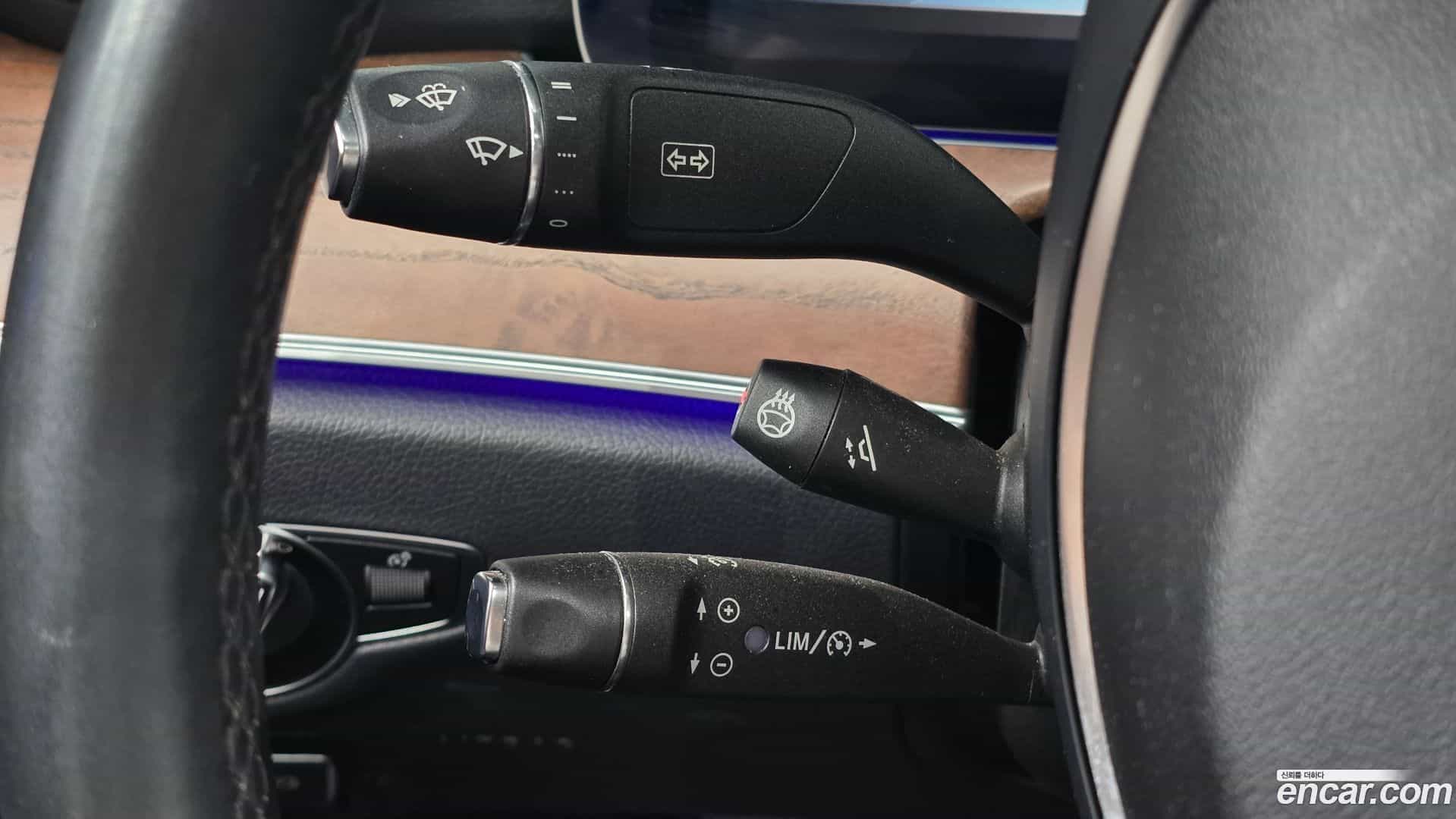 E-Class Mercedes-Benz 2016.8-OPTION-018