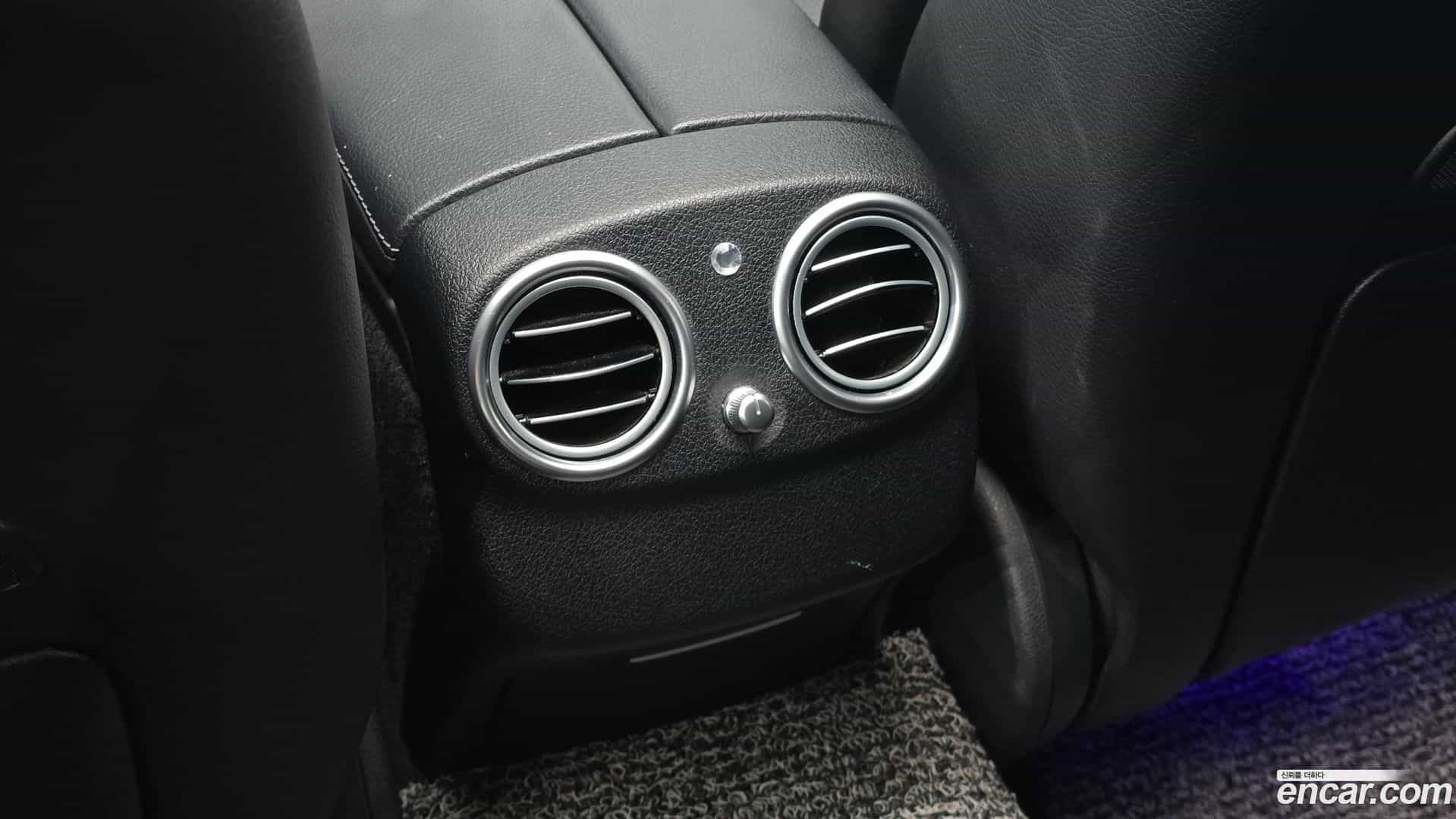 E-Class Mercedes-Benz 2016.8-OPTION-043