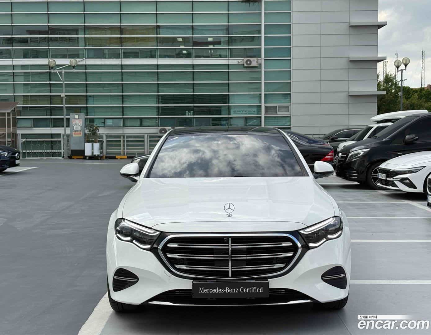 E-Class Mercedes-Benz 2026.2-OUTER-003