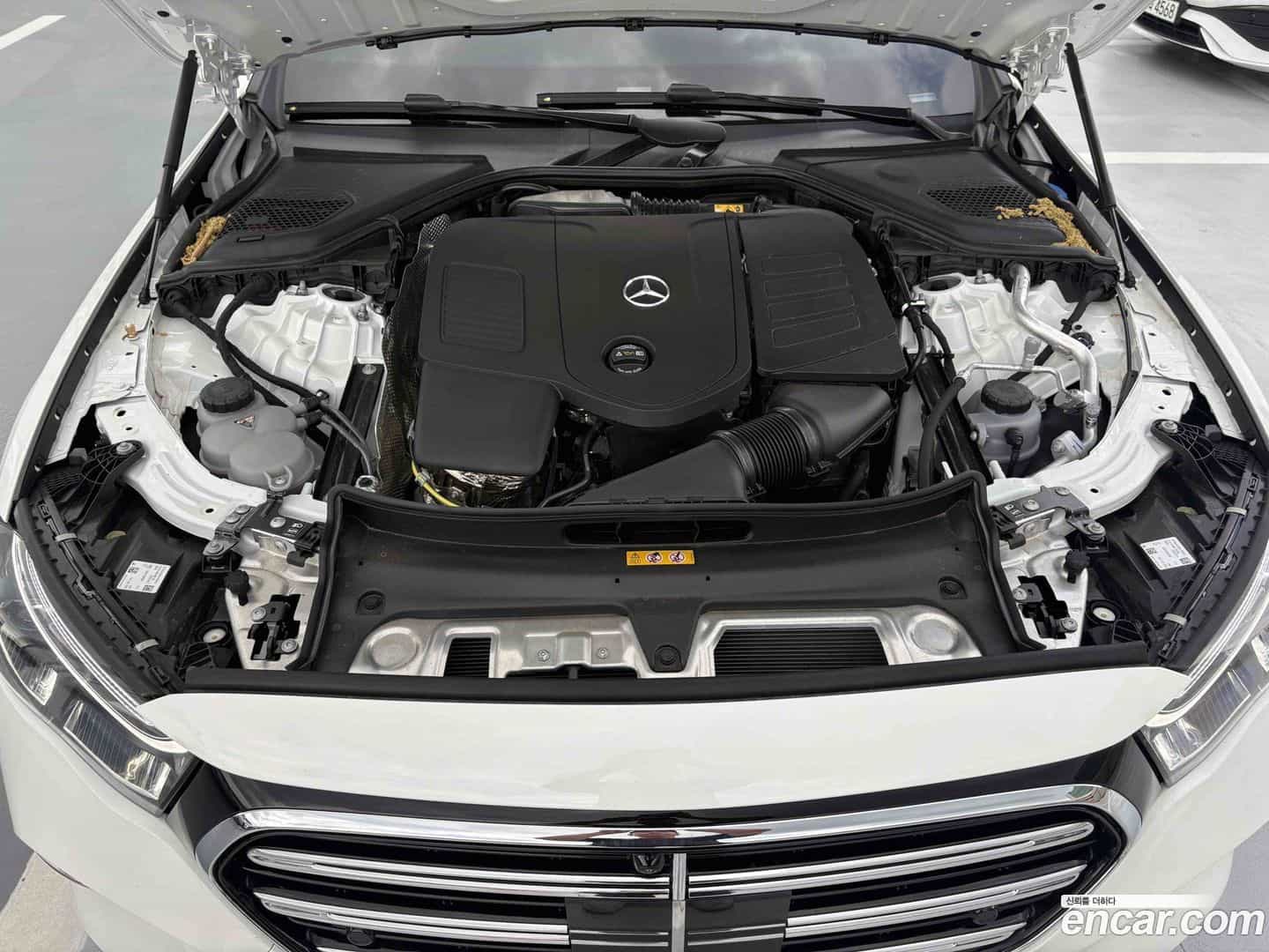 E-Class Mercedes-Benz 2026.2-OUTER-006