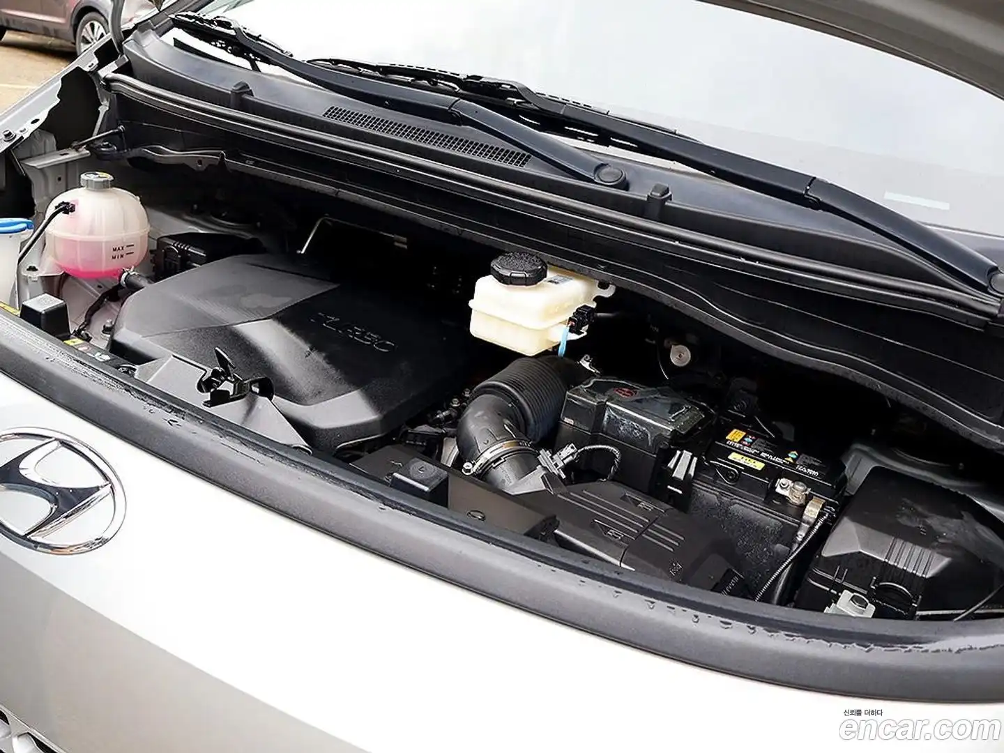 Staria Hyundai 2022.7-OUTER-006